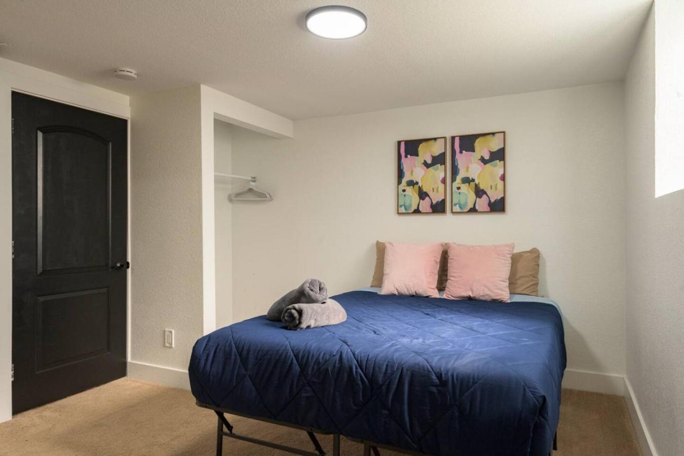 Mile High Haven, HOT TUB, 5BR