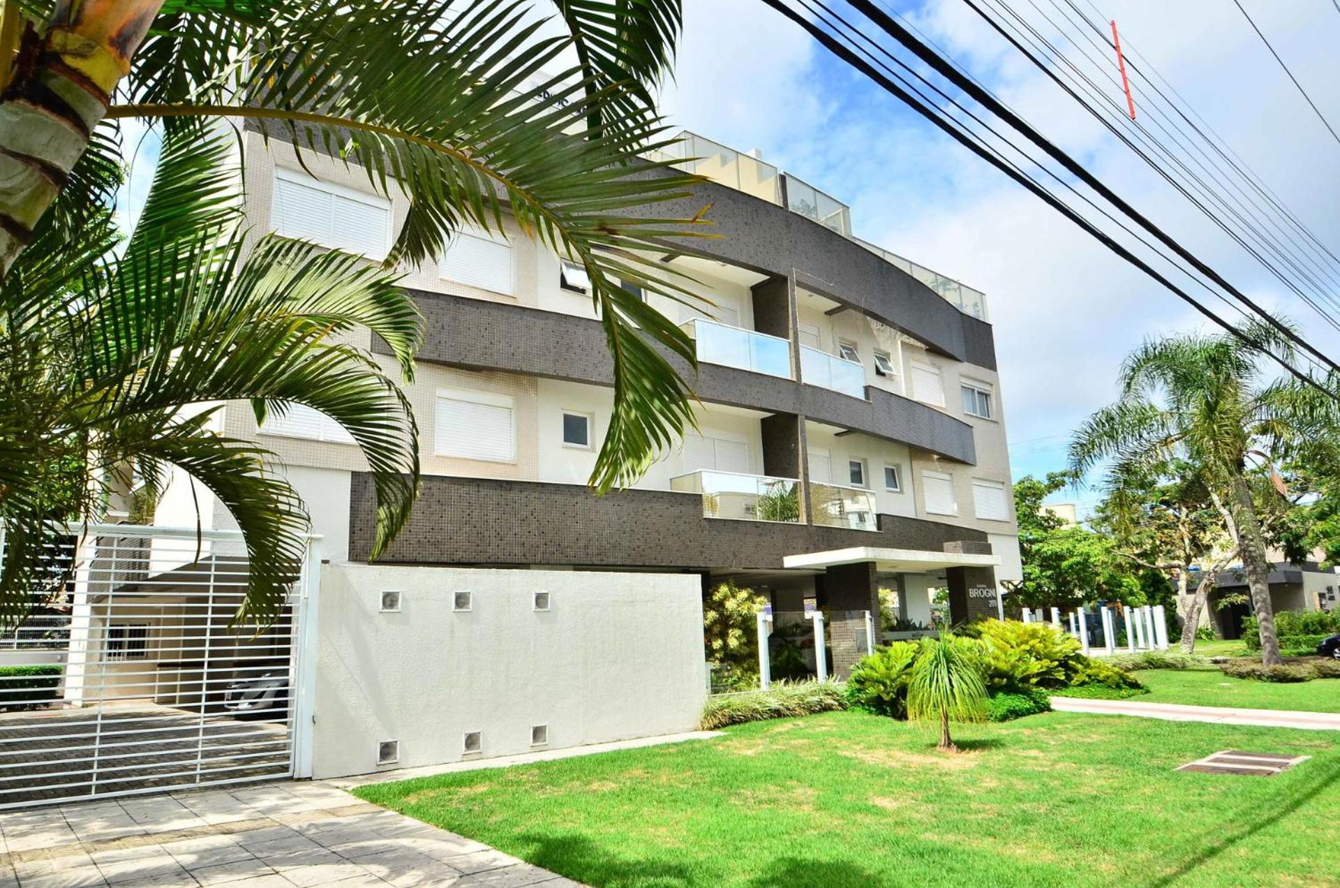 Jurerê para 6 hóspedes a 2 quadras da praia N1705