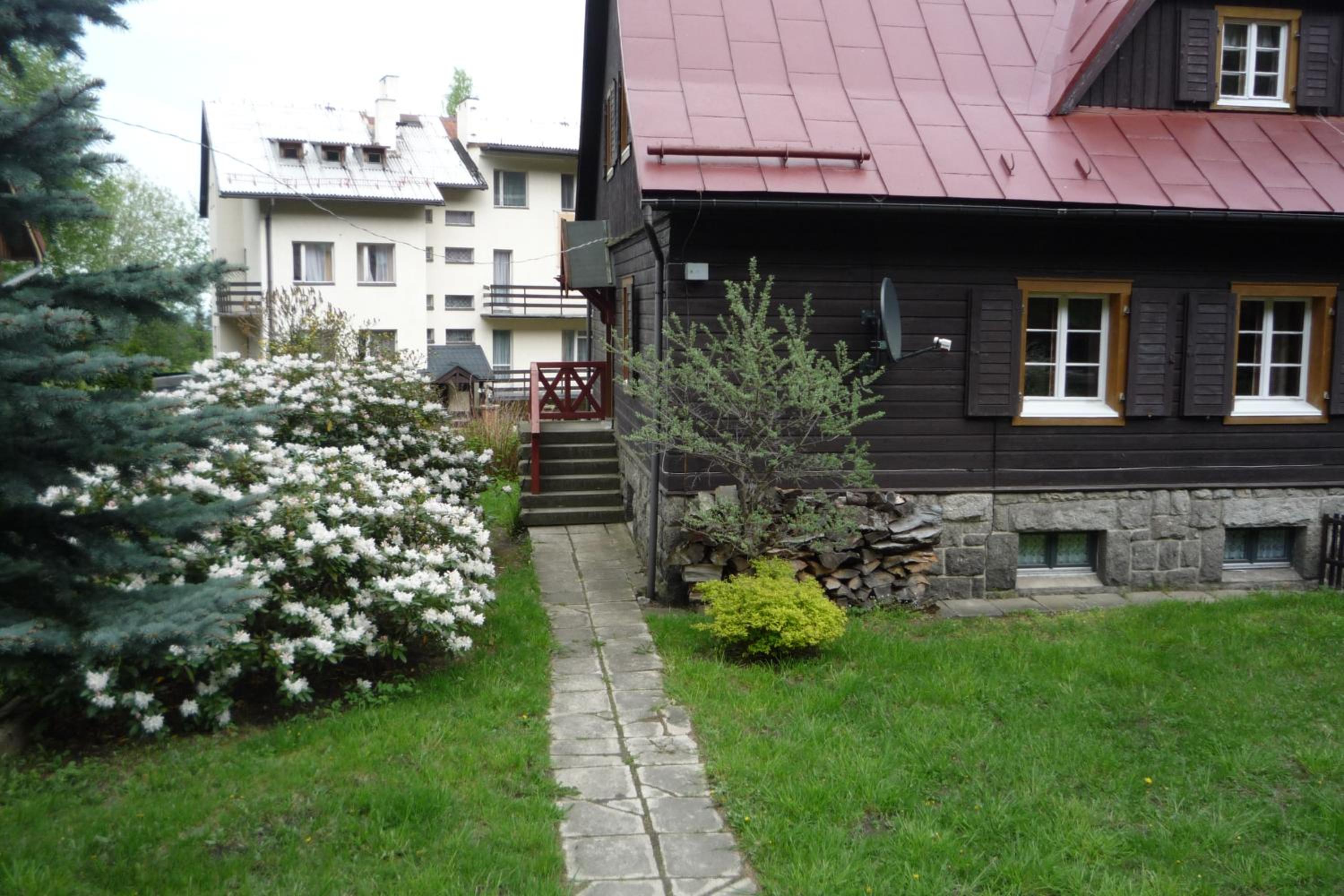 Biały Jar Ski & Bike Apartamenty w Karpaczu przy wyciągu z widokiem view 5