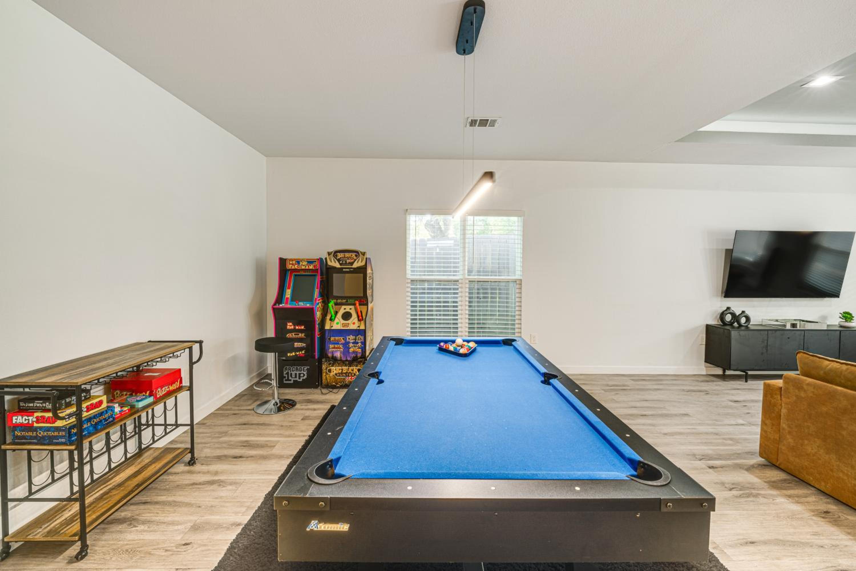 3 Mi to Dtwn Dallas Getaway with Game Area!