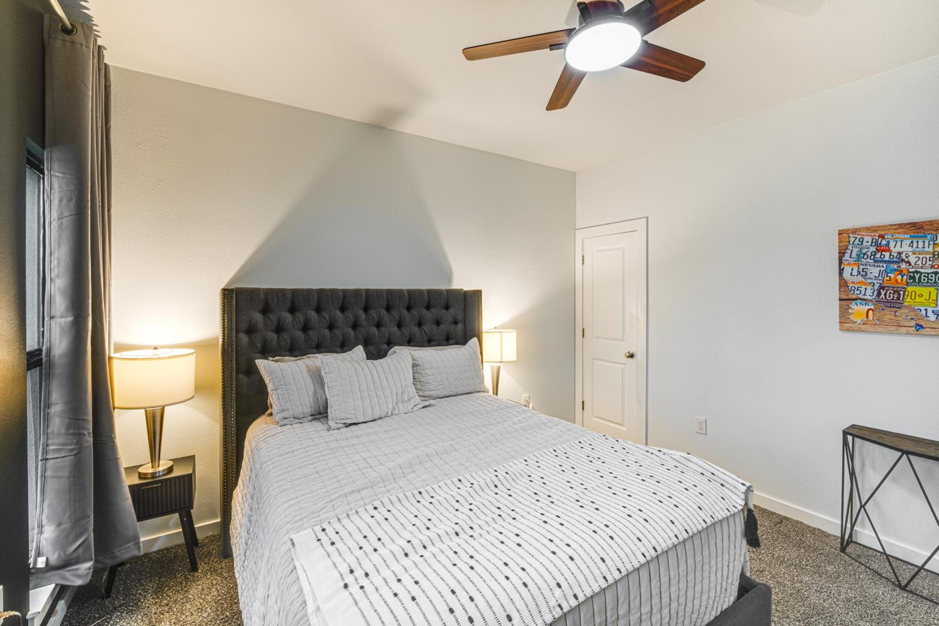 3 Mi to Dtwn Dallas Getaway with Game Area!