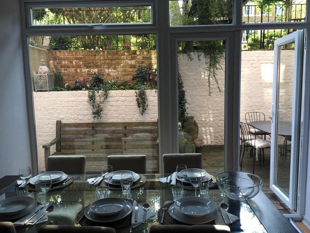 The Bromptons, Luxury South Kensington Apartment