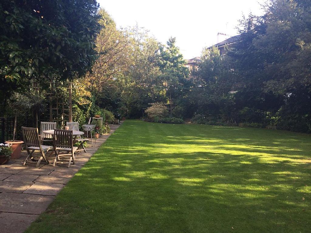 The Bromptons, Luxury South Kensington Apartment
