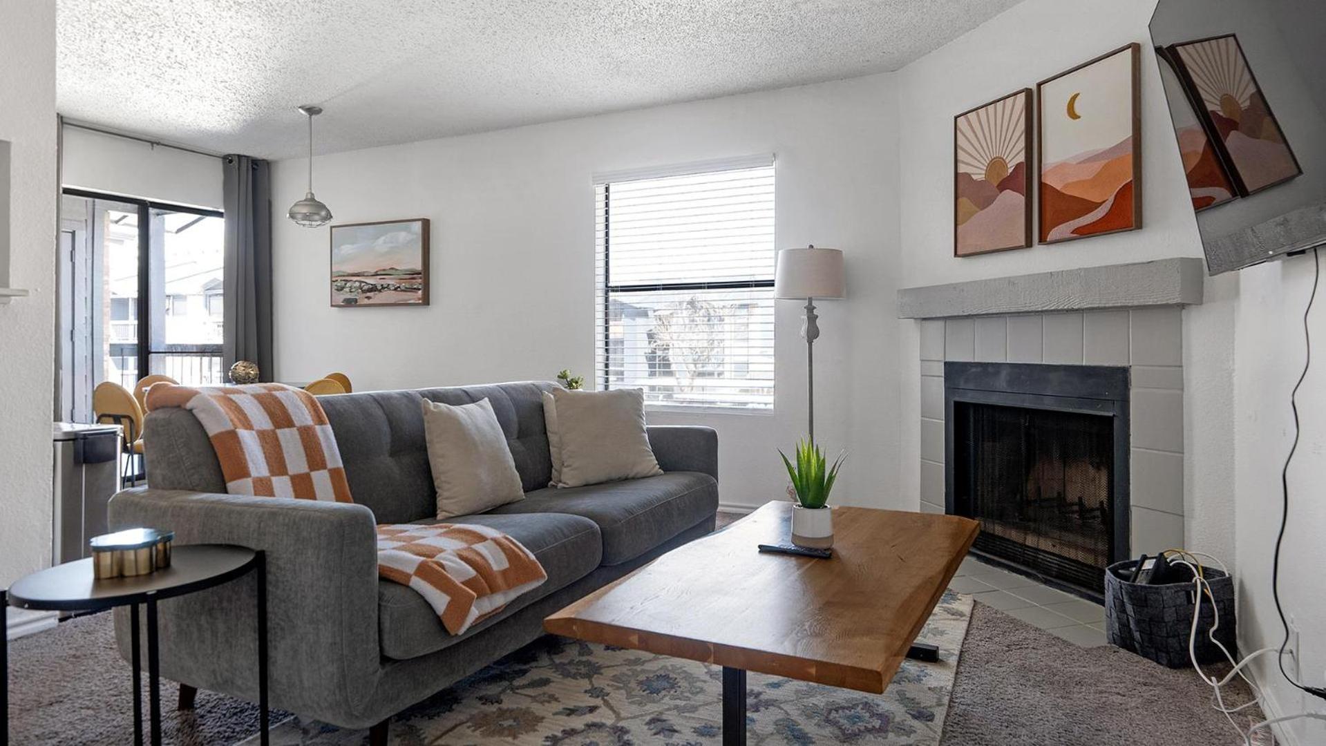 Landing Apartments - Austin