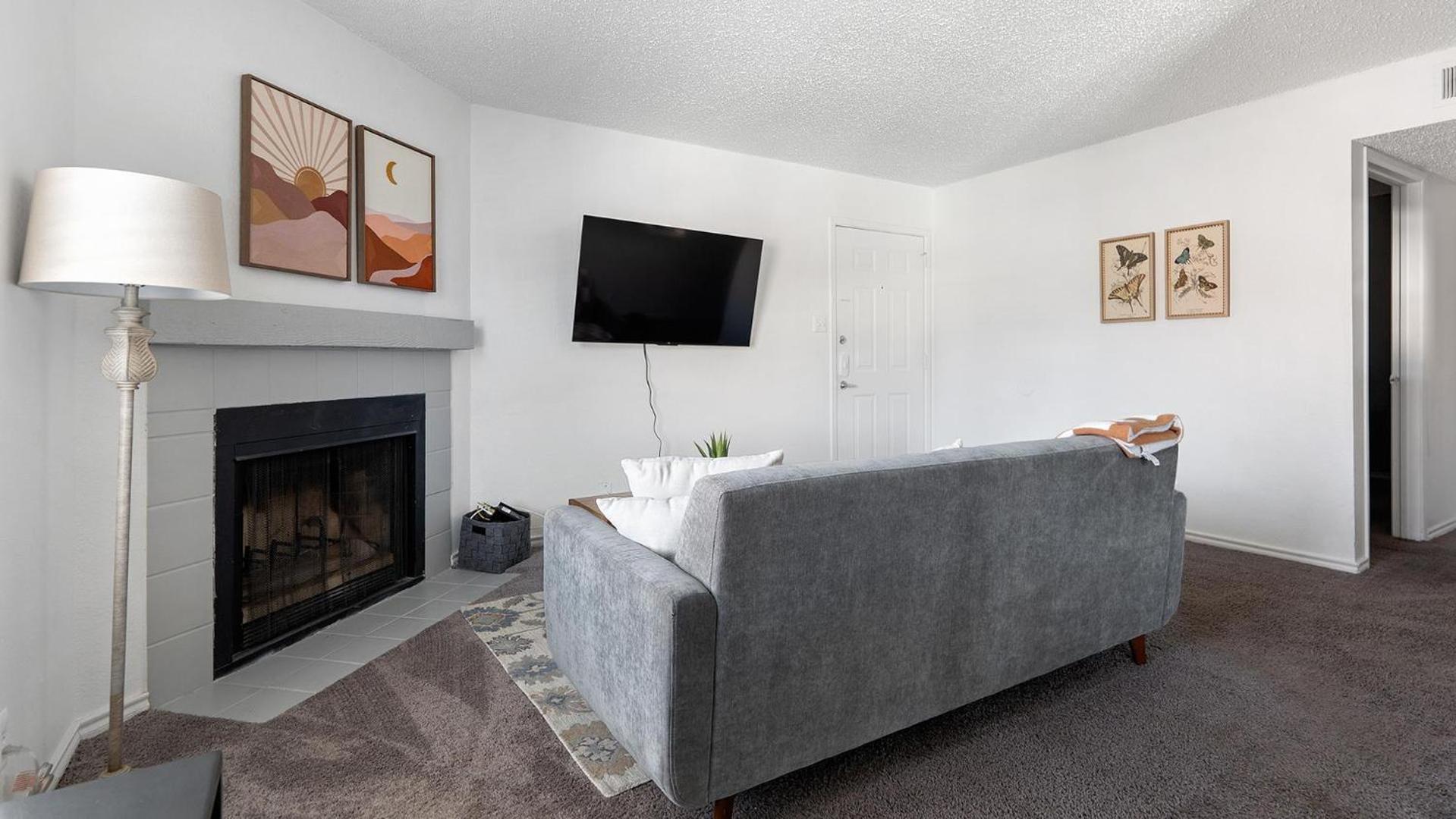 Landing Apartments - Austin
