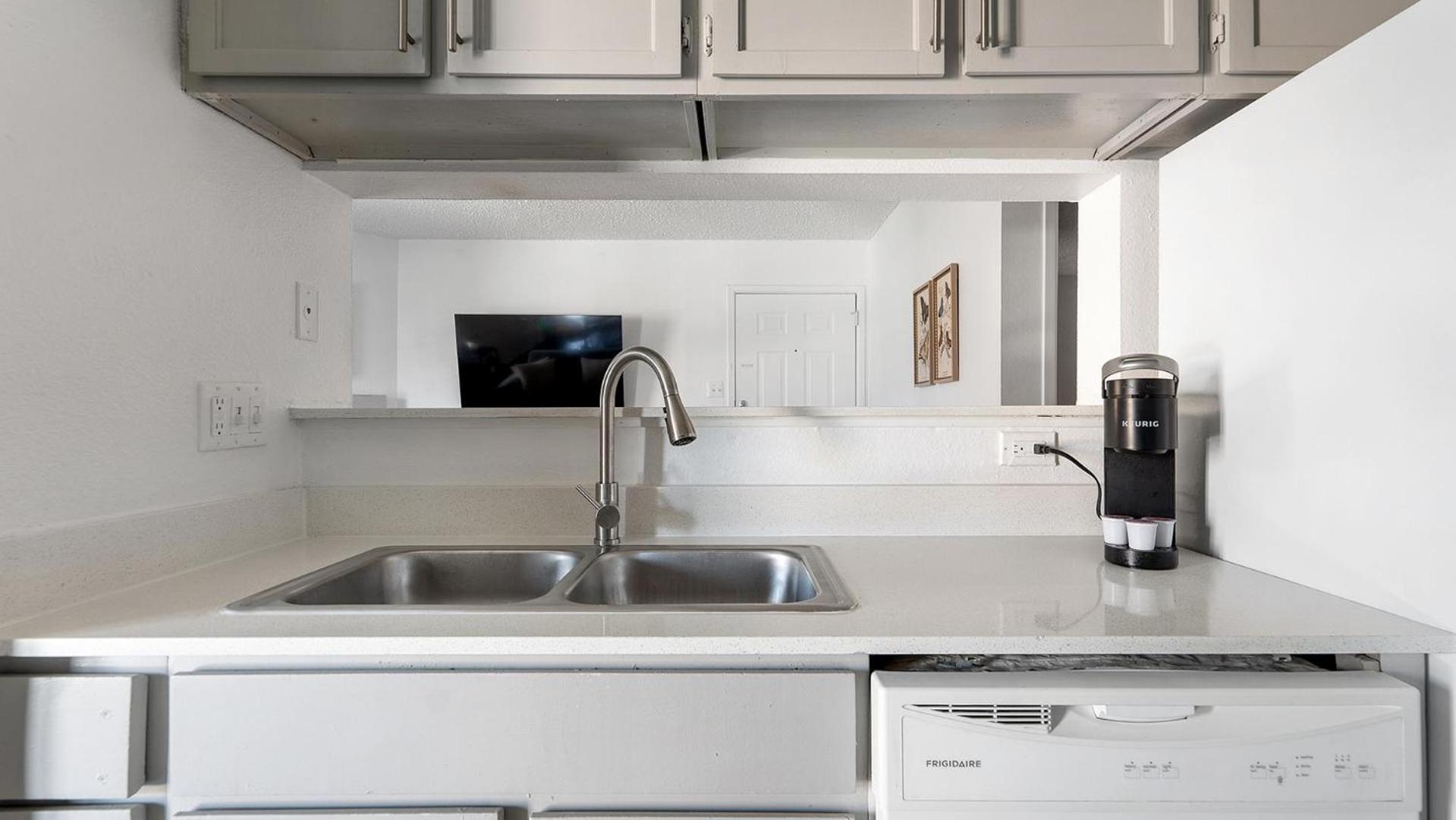 Landing Apartments - Austin