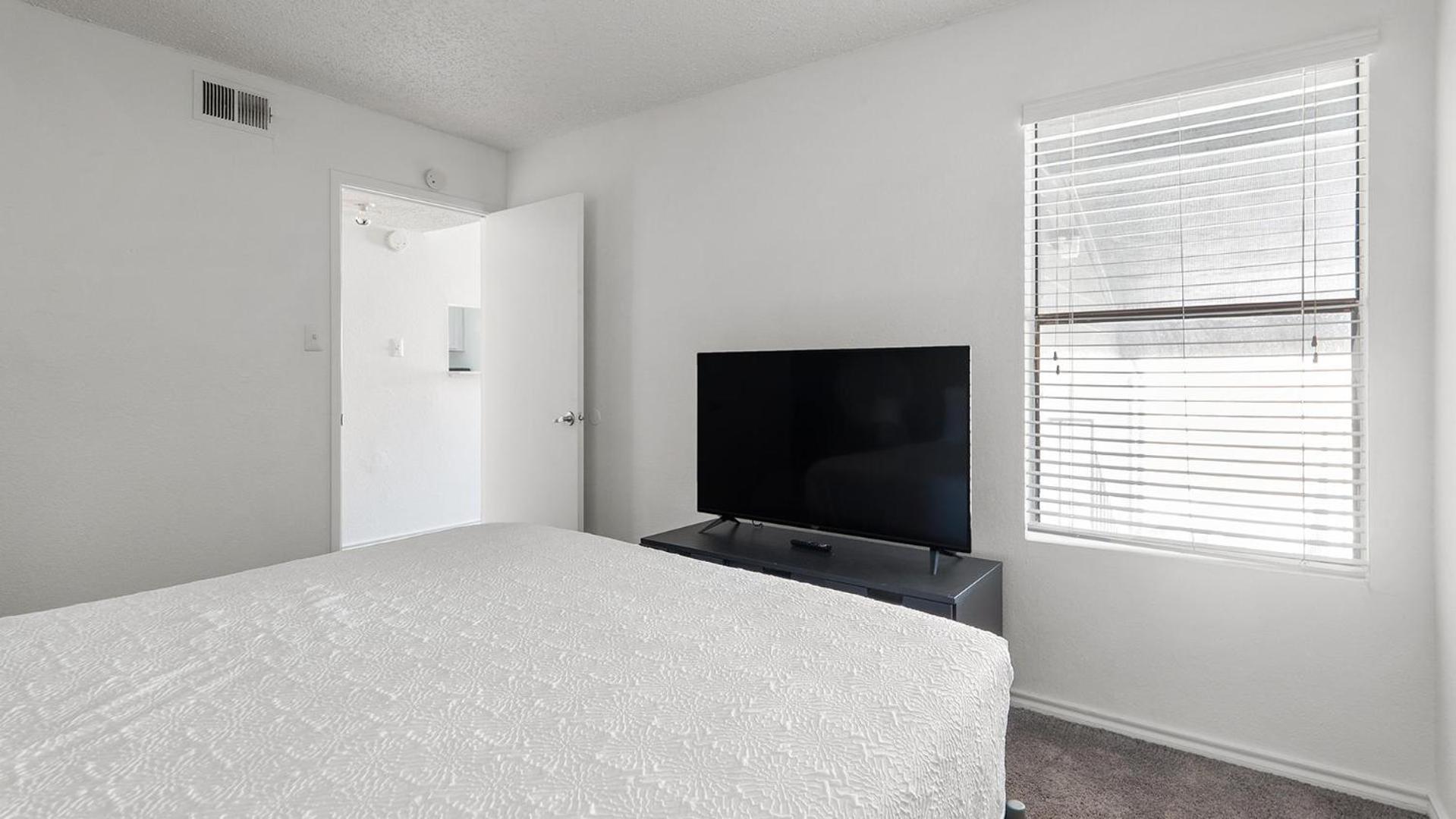 Landing Apartments - Austin