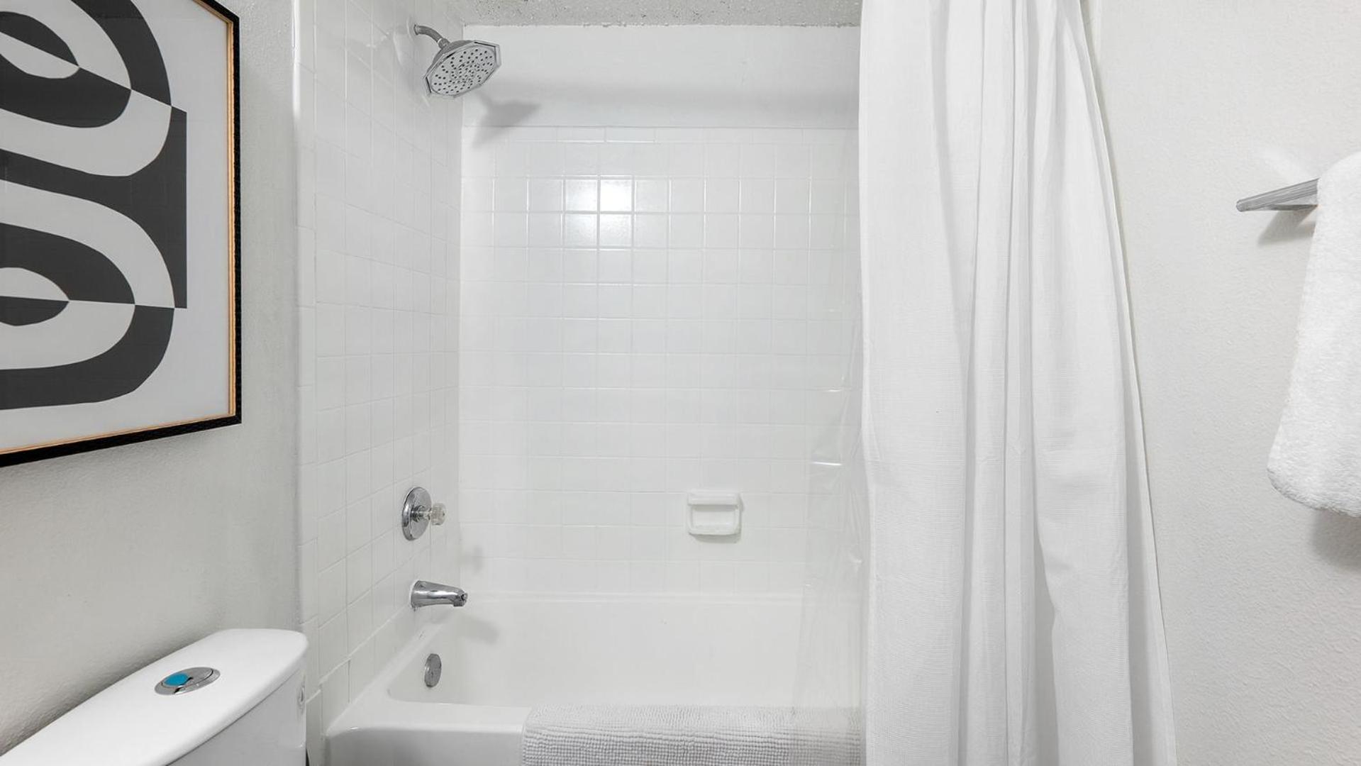 Landing Apartments - Austin