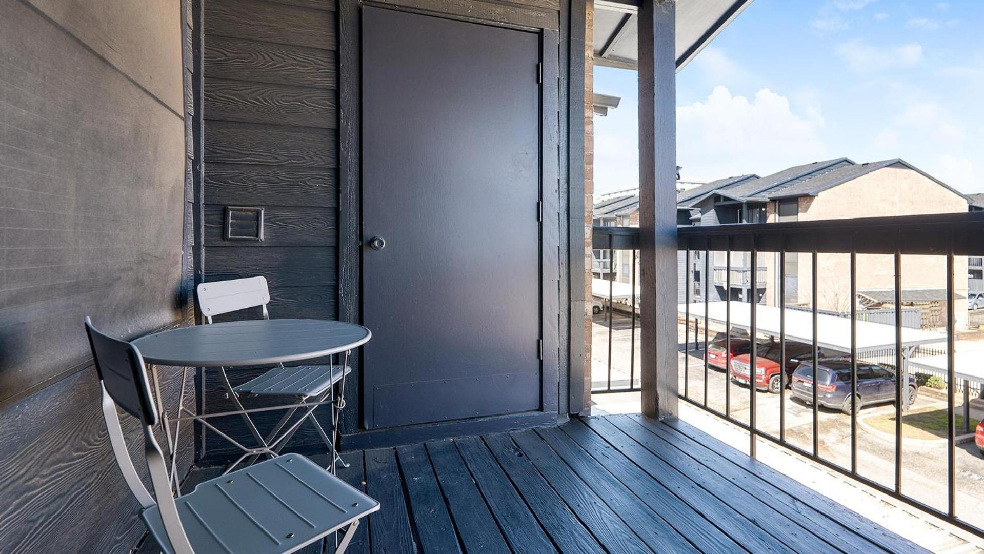 Landing Apartments - Austin