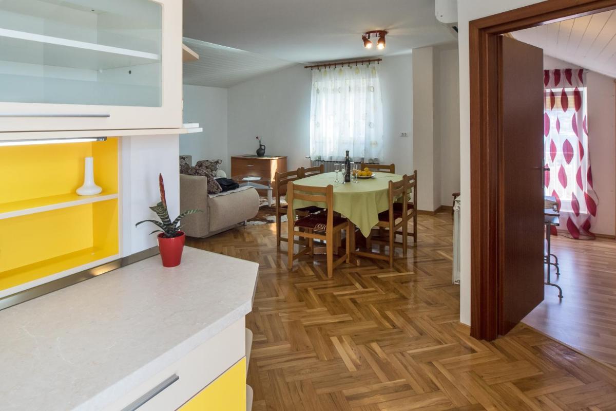 Apartments Iskra view 4