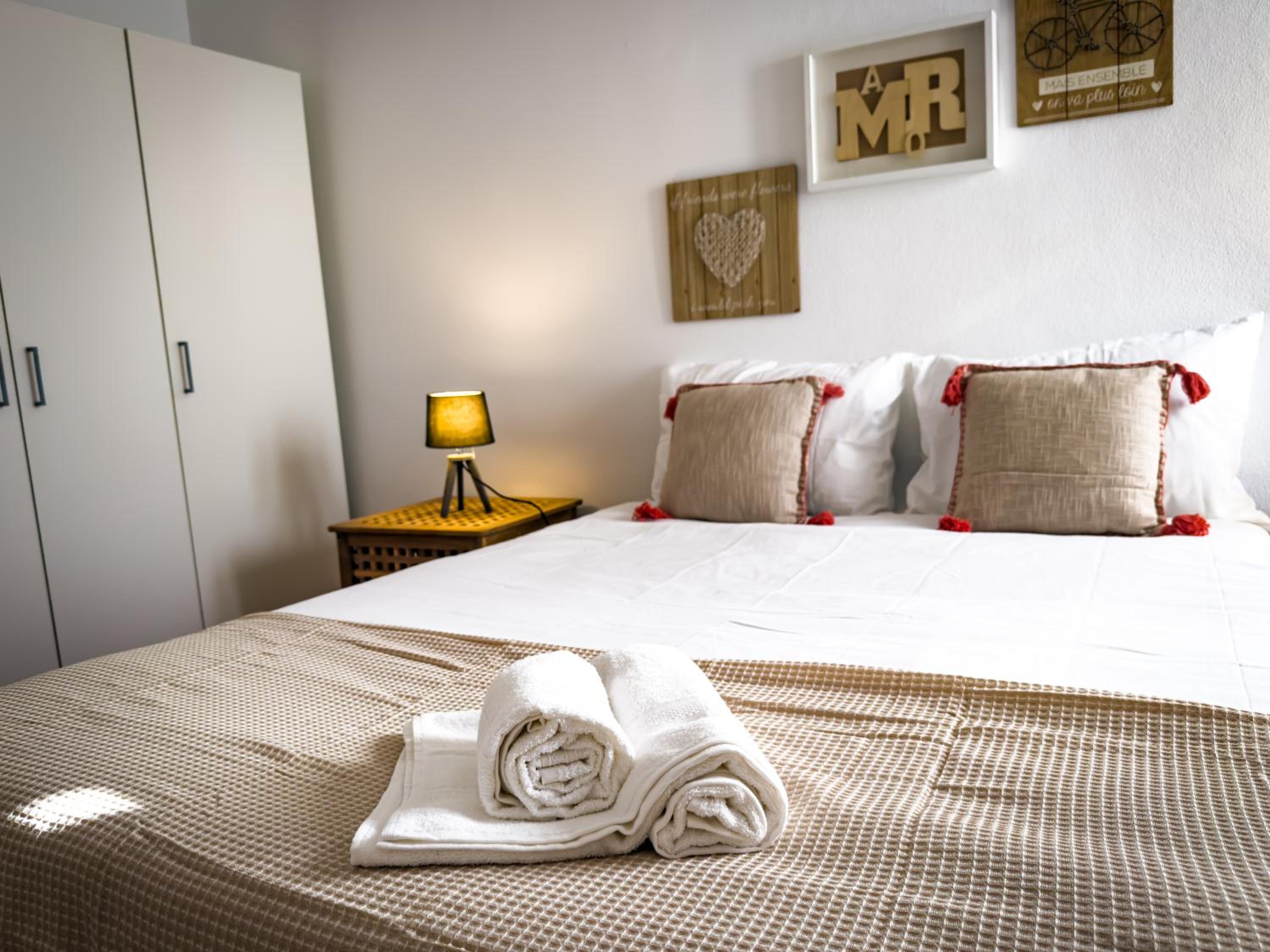 Superb 3 BR Apartment - Beachfront - Old Town Cascais