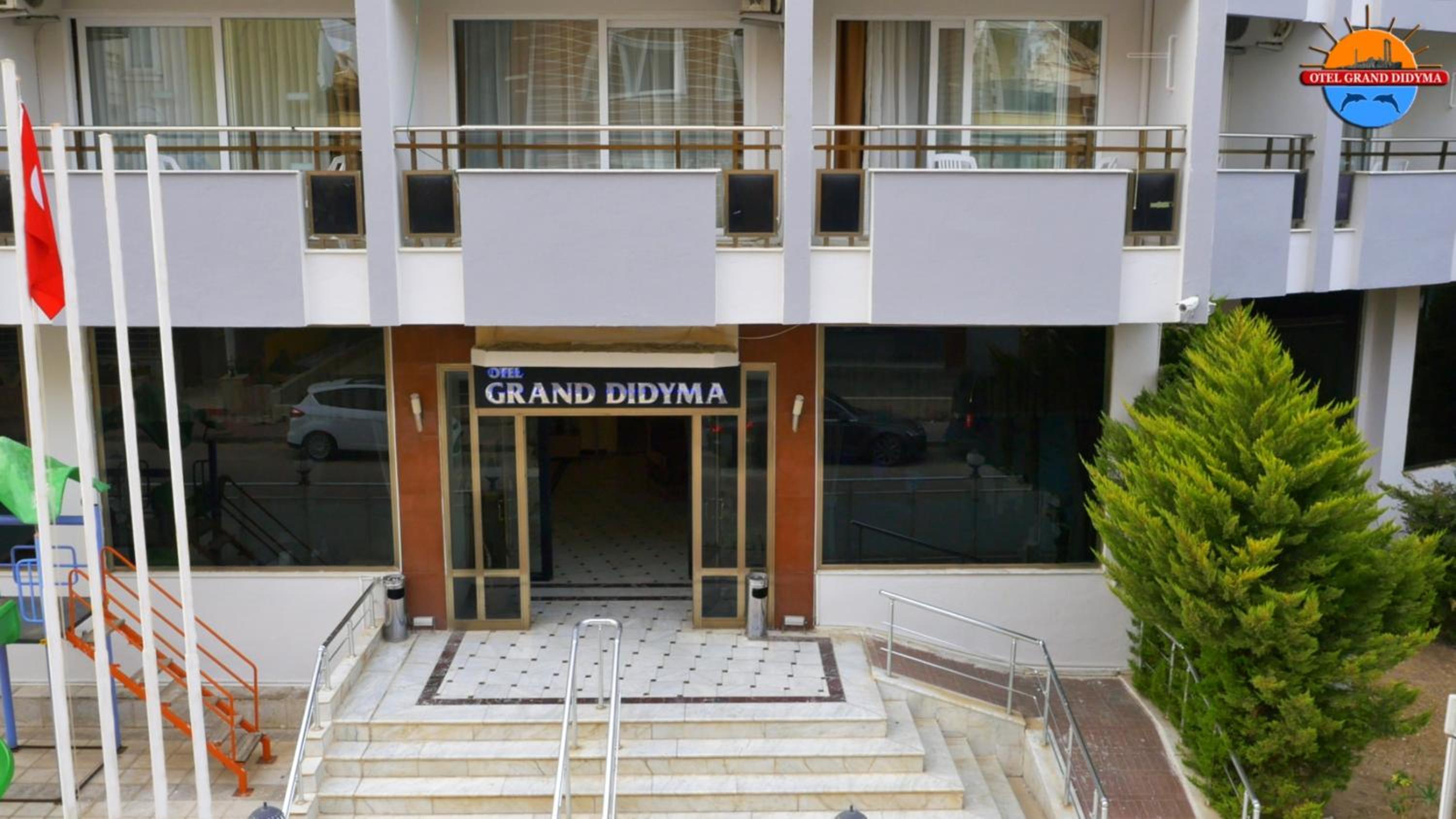 Grand Didyma Hotel - Image 10