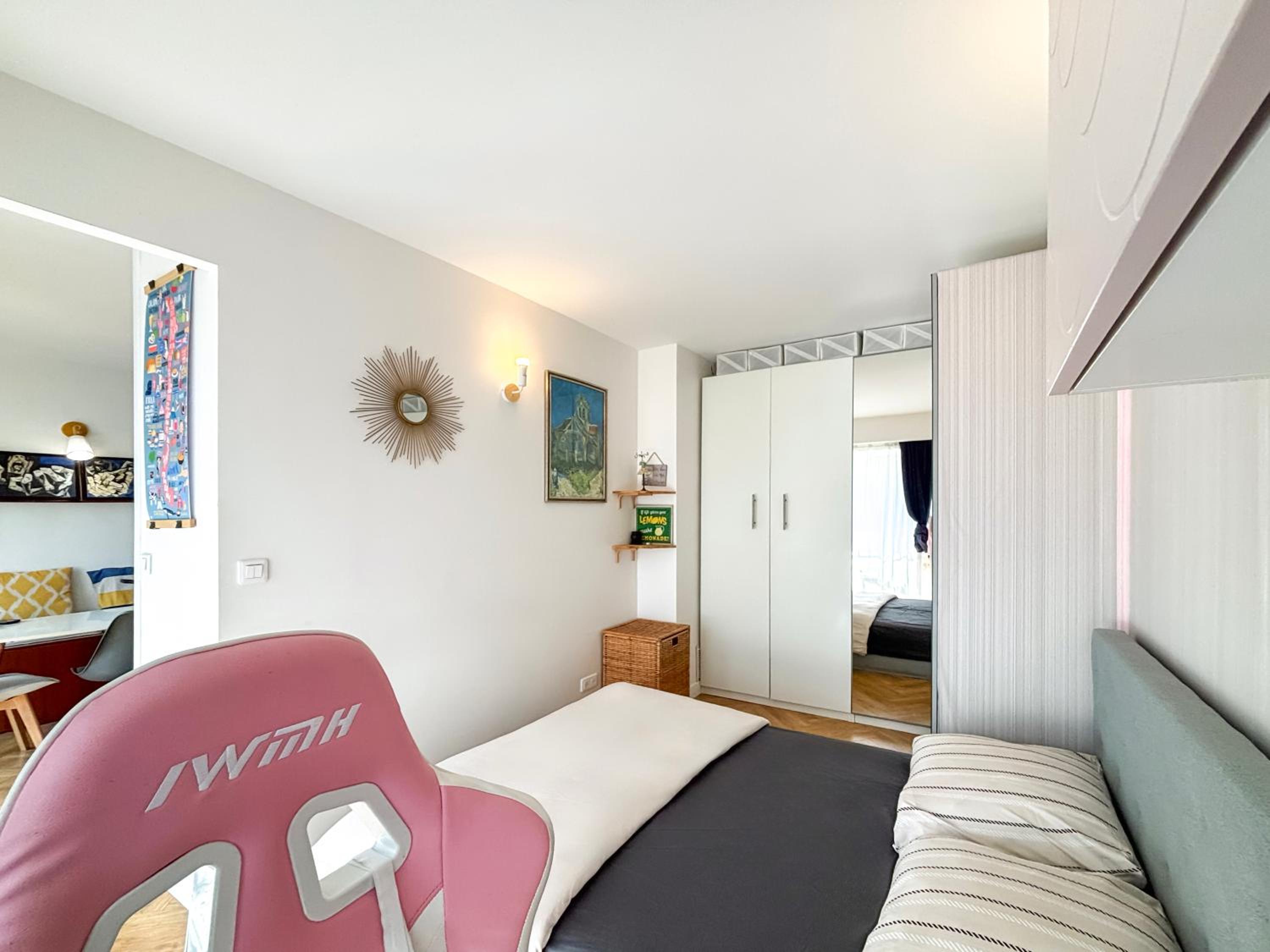 Appartement Avec Piscine Métro Convention