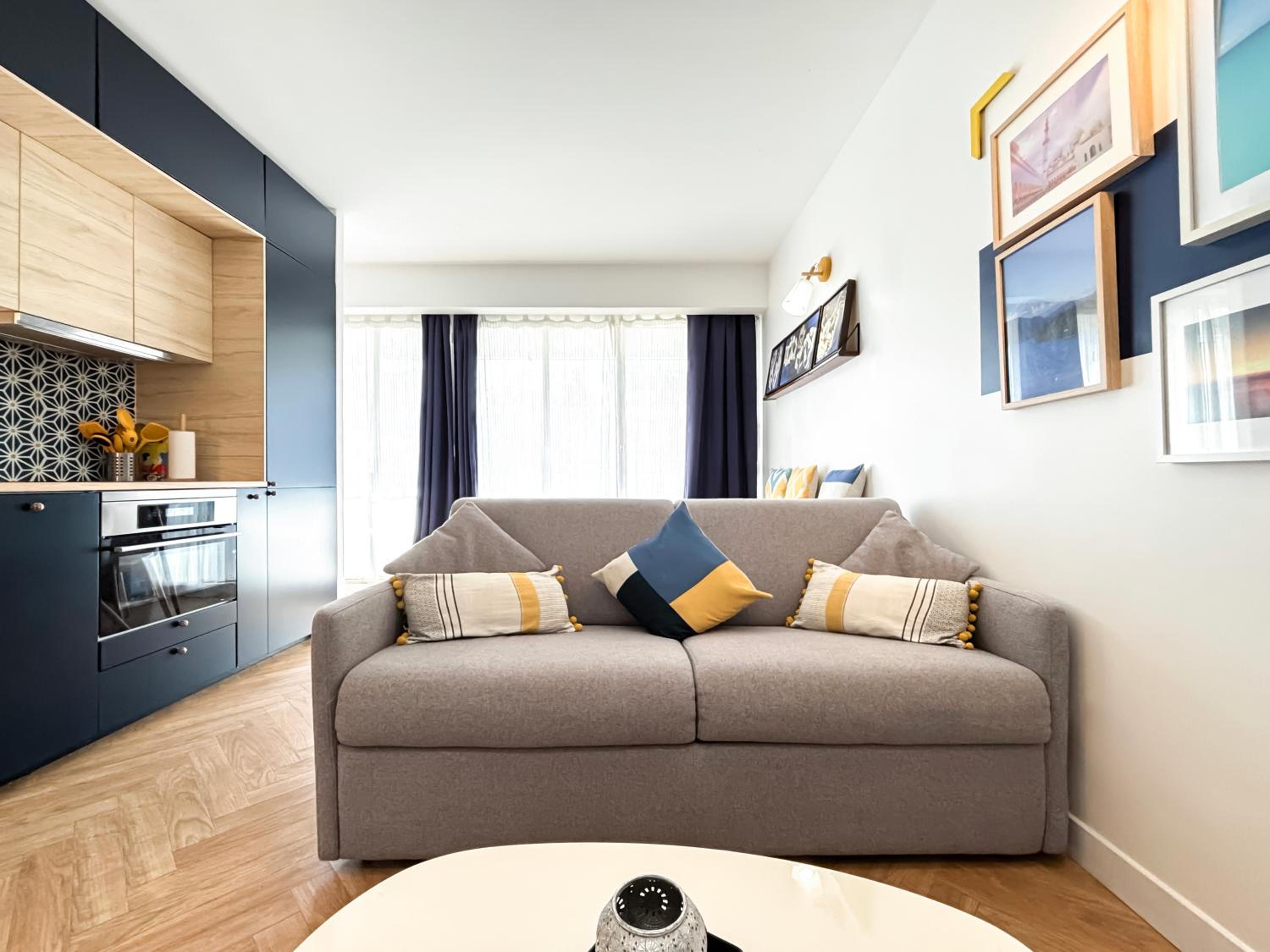 Appartement Avec Piscine Métro Convention