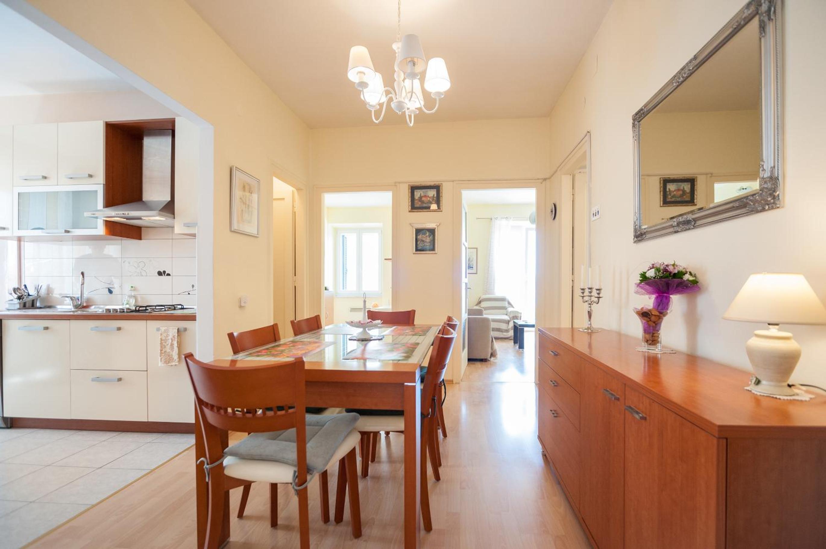 Vera Apartments with Sea view and Old town view view 4