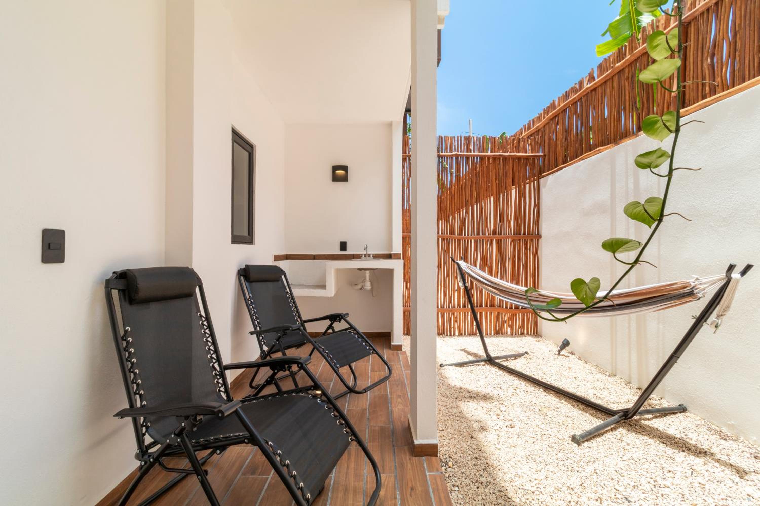 Apt with Private Rooftop in Tulum, 2 BR