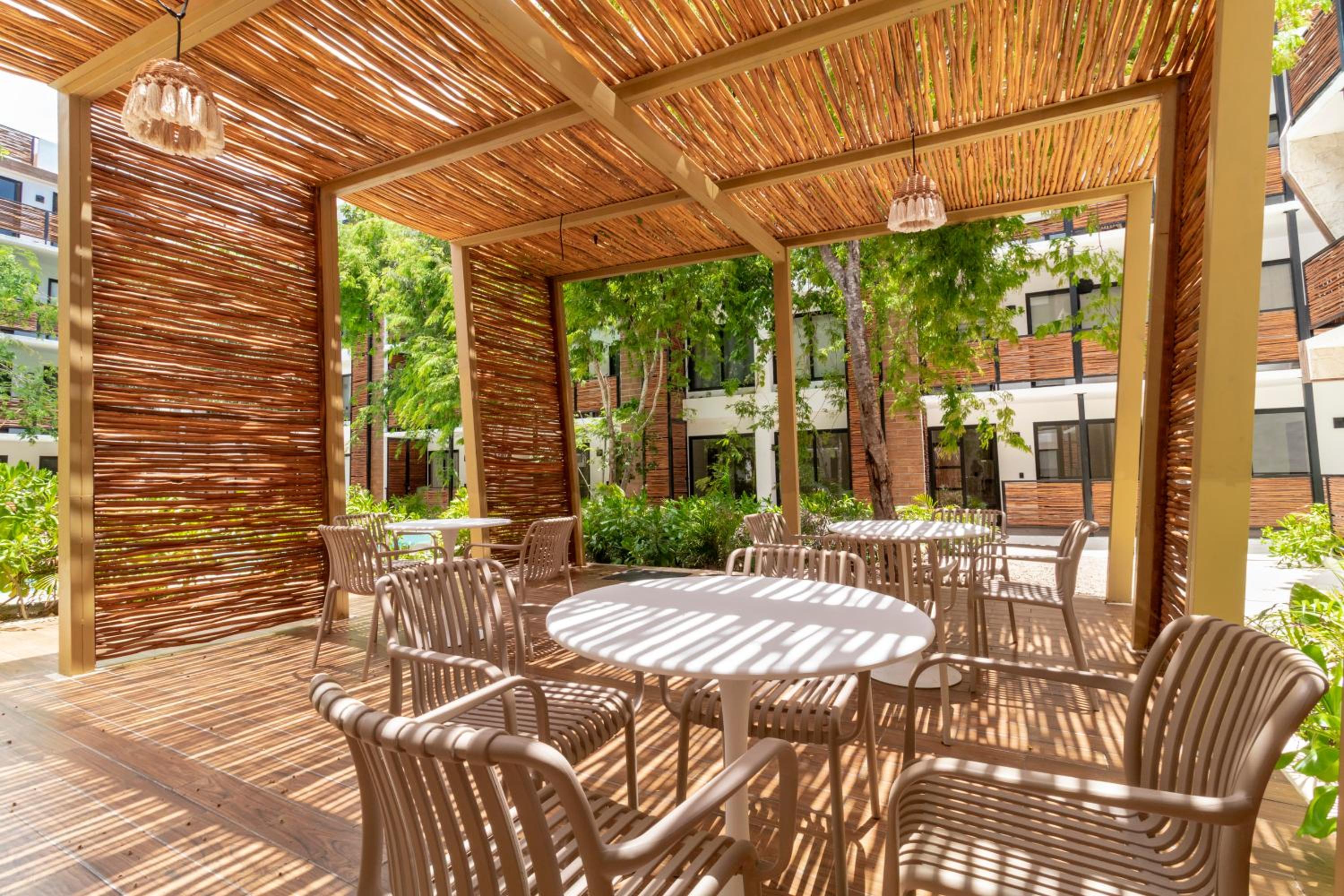 Apt with Private Rooftop in Tulum, 2 BR