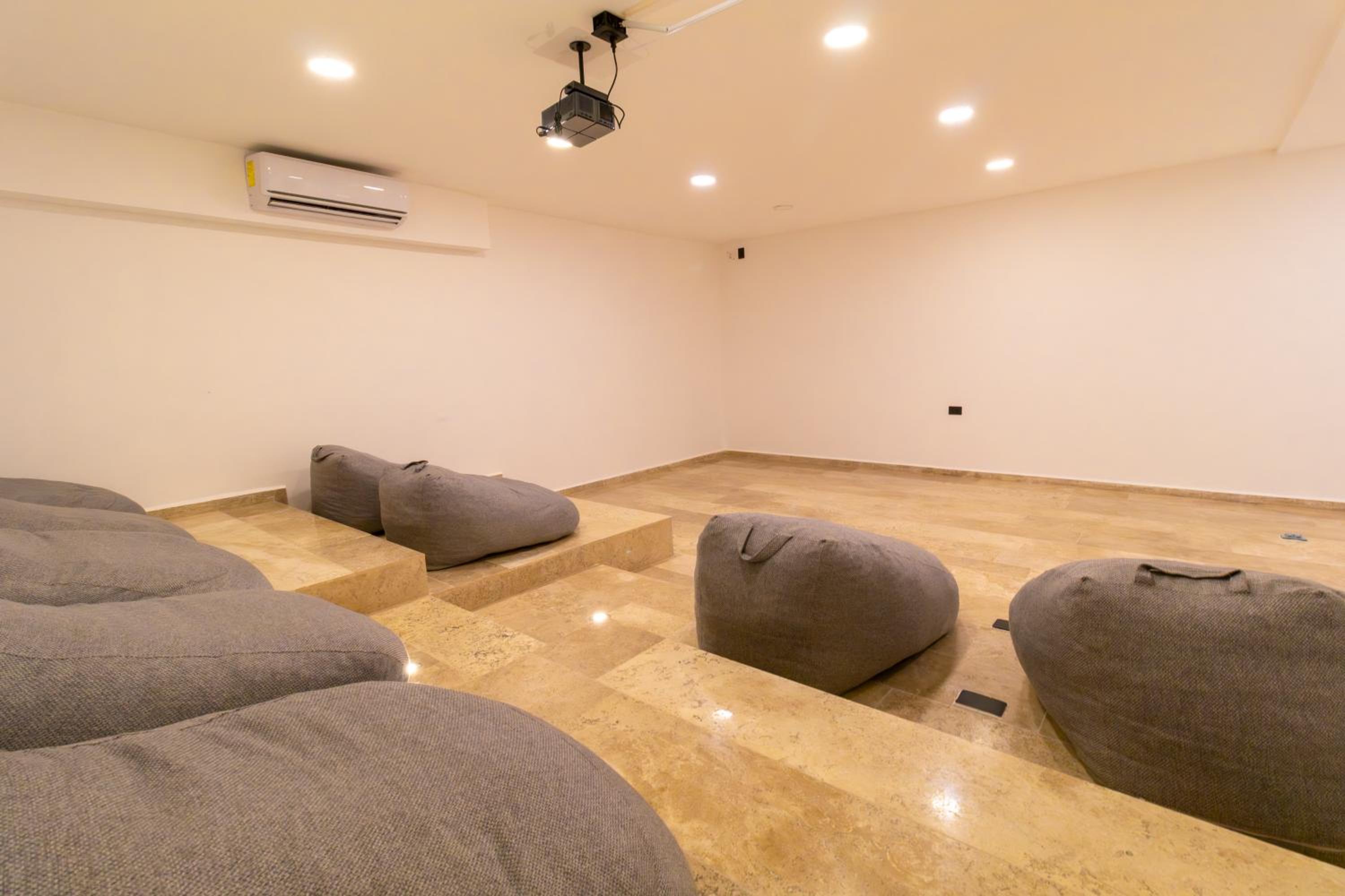 Apt with Private Rooftop in Tulum, 2 BR