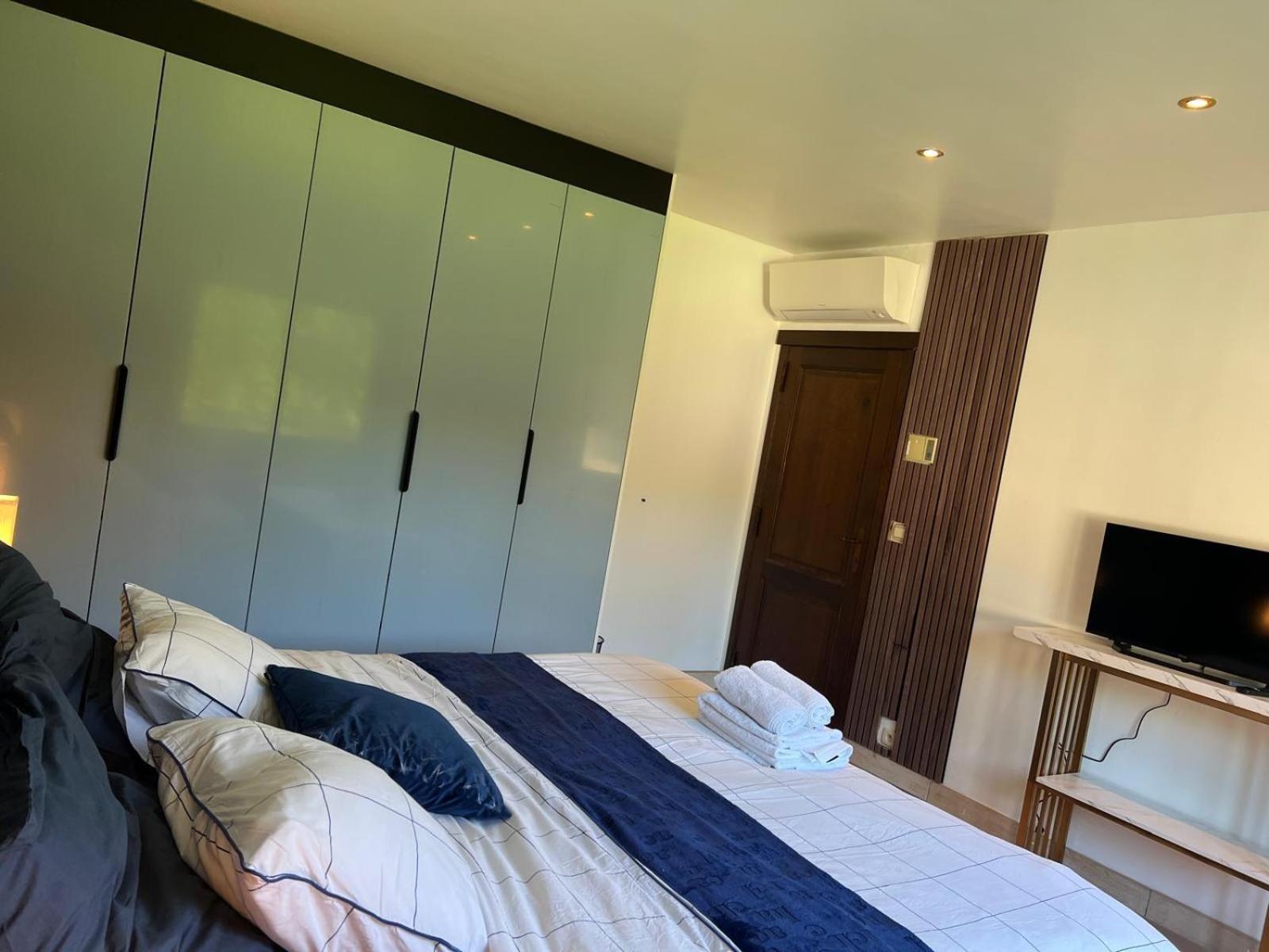 Villa op de hoek Rooms