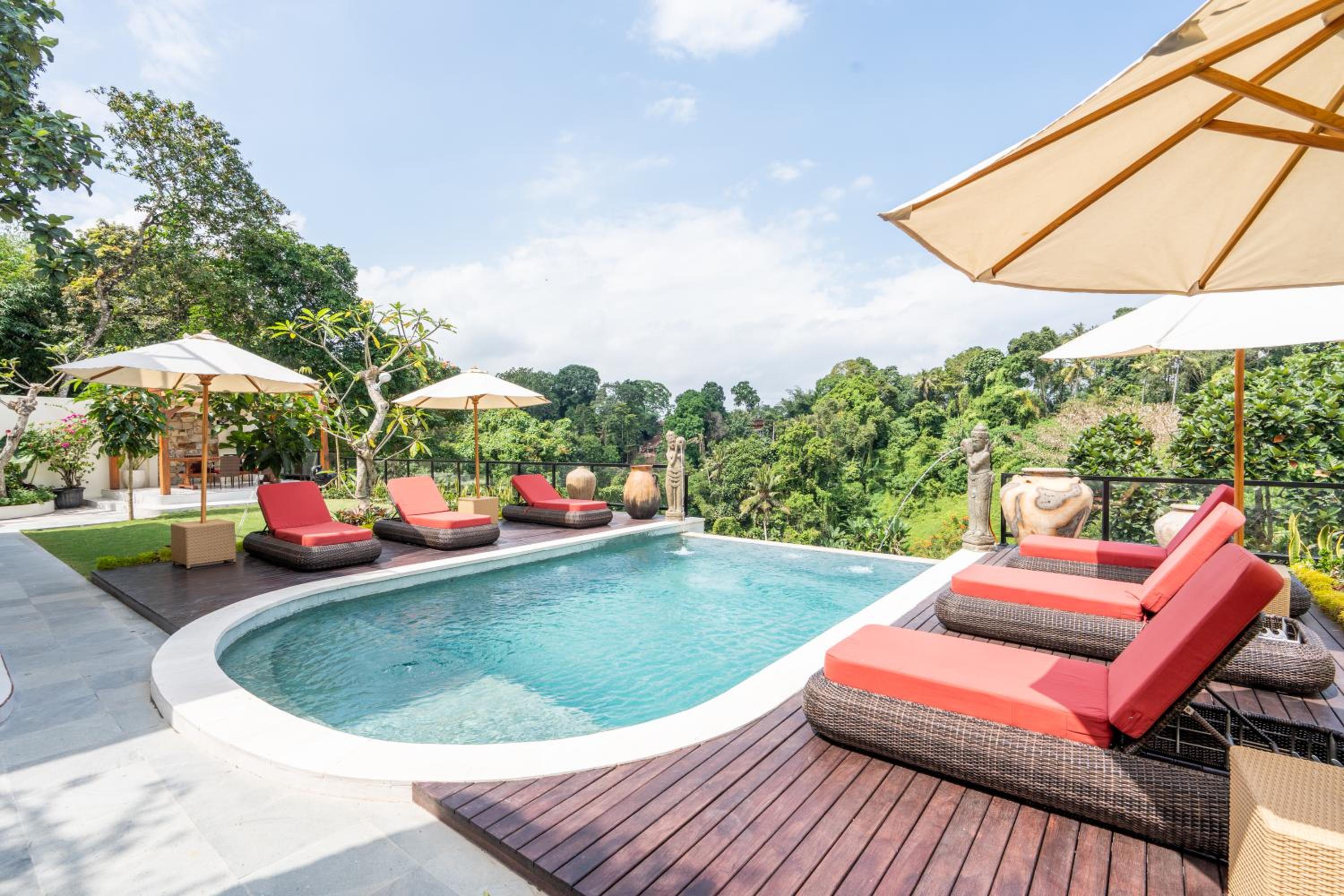 NEW! Villa Bougainville - 3BR in Nyanyi