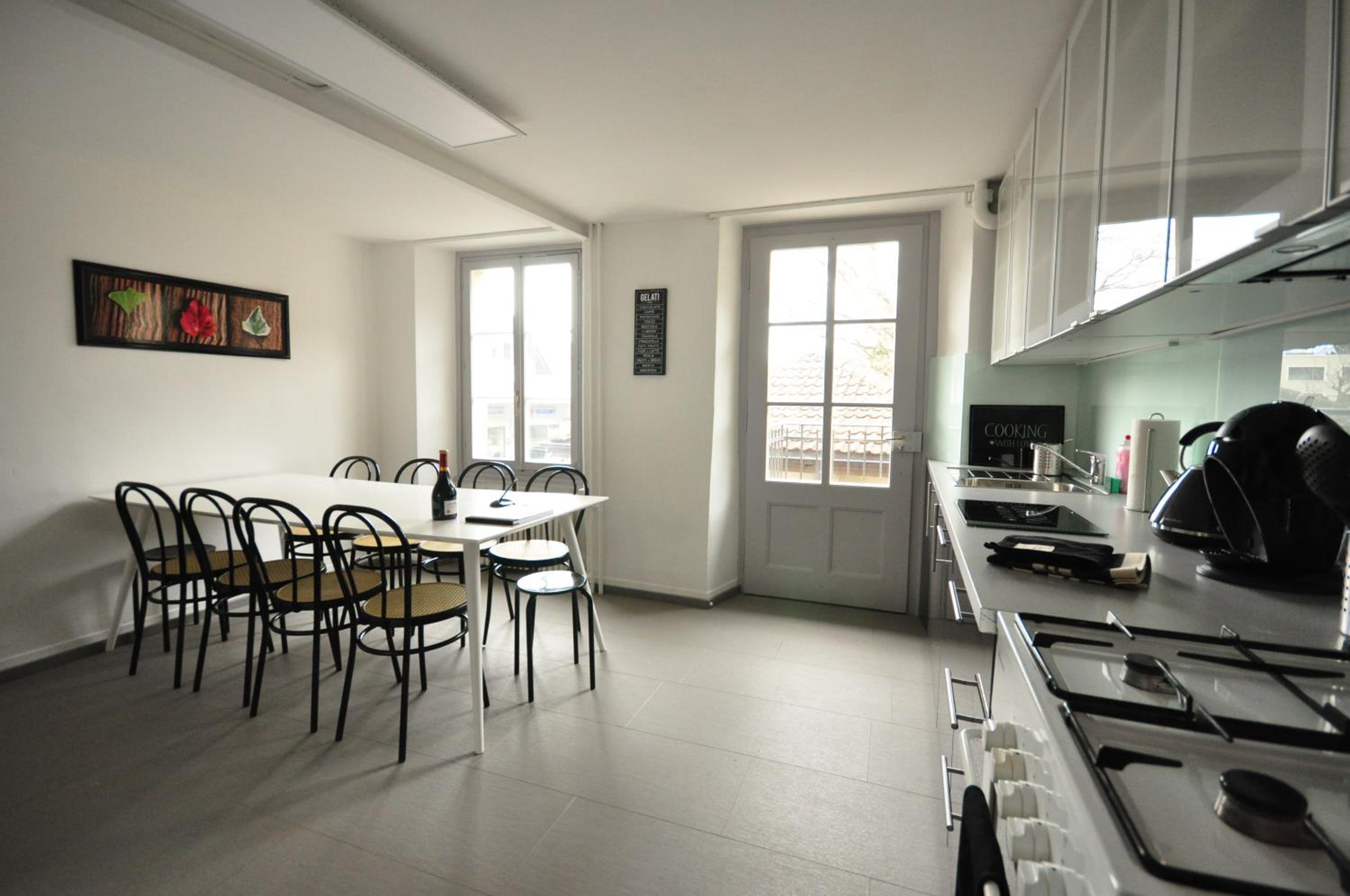 Townhouse II Sleeps 12 guests Central view 2