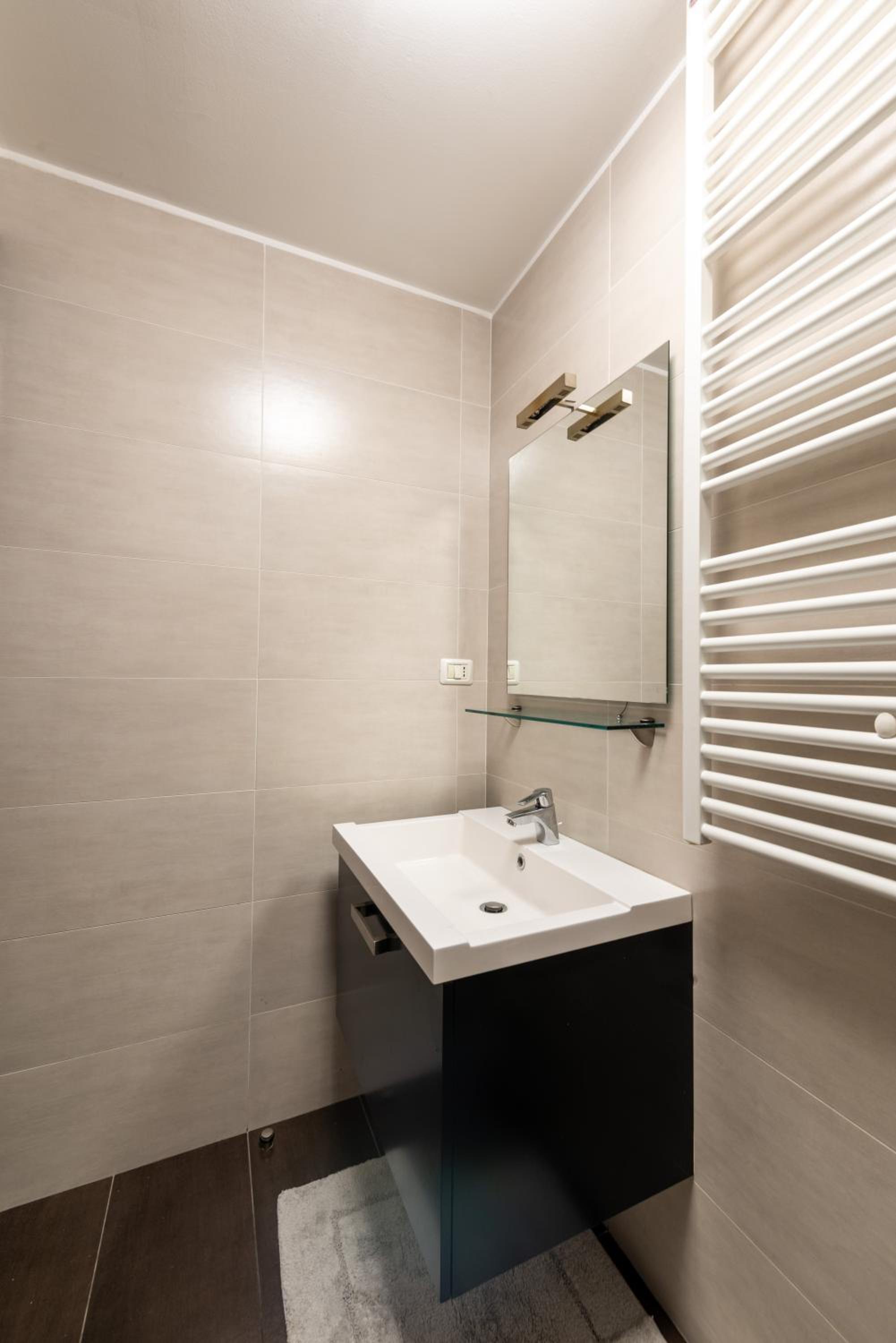 Torino CozyStop by Rentbeat