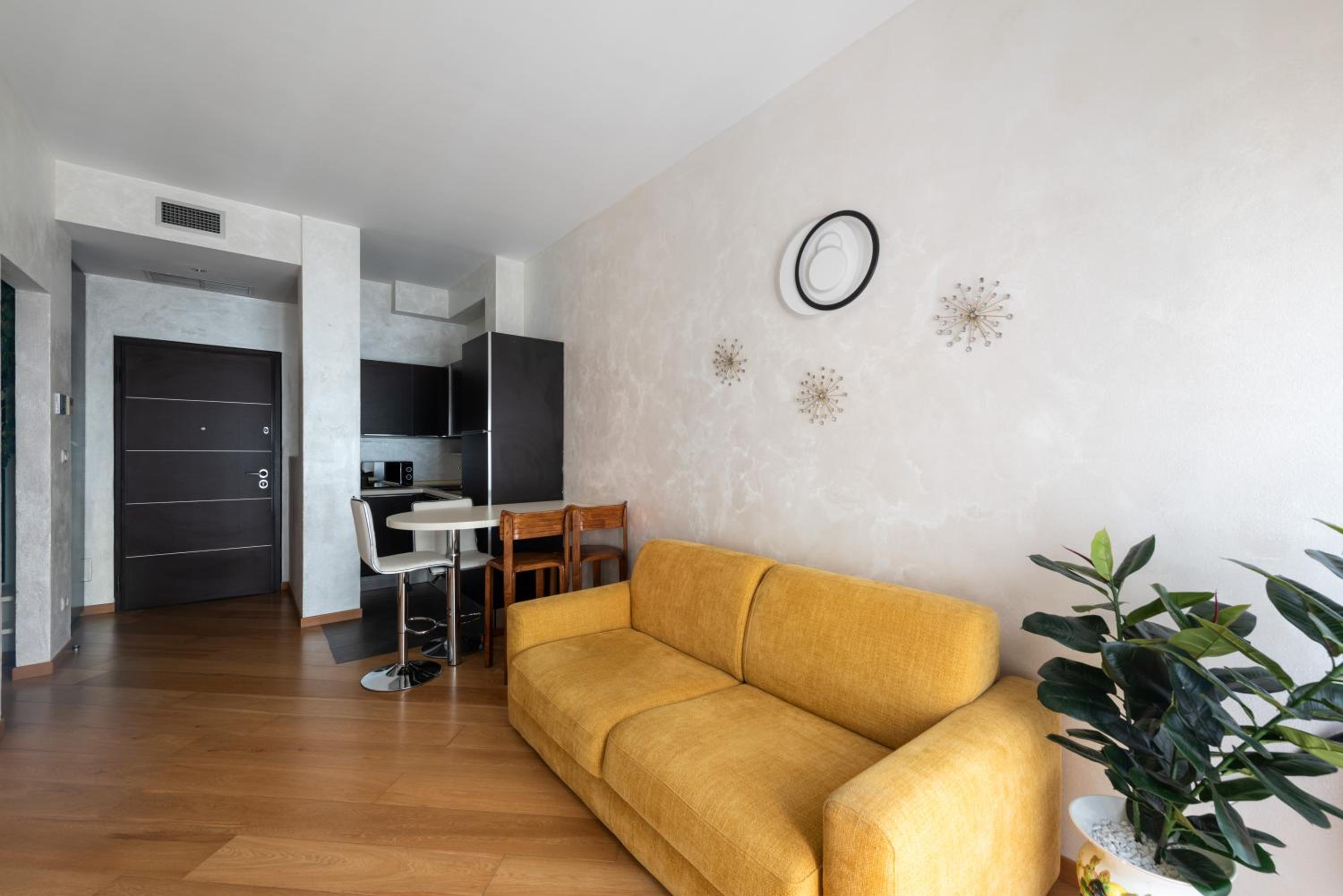 Torino CozyStop by Rentbeat
