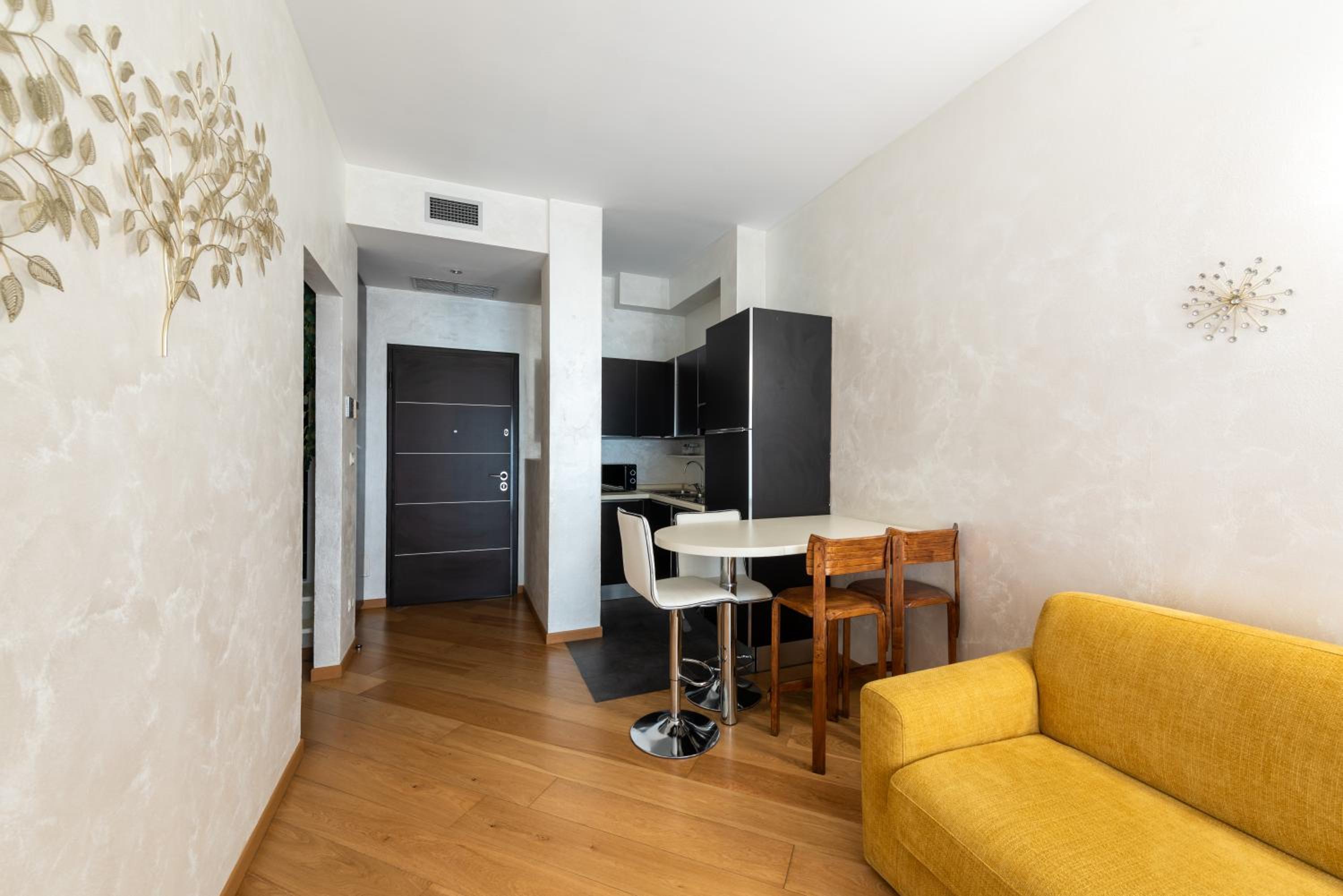 Torino CozyStop by Rentbeat