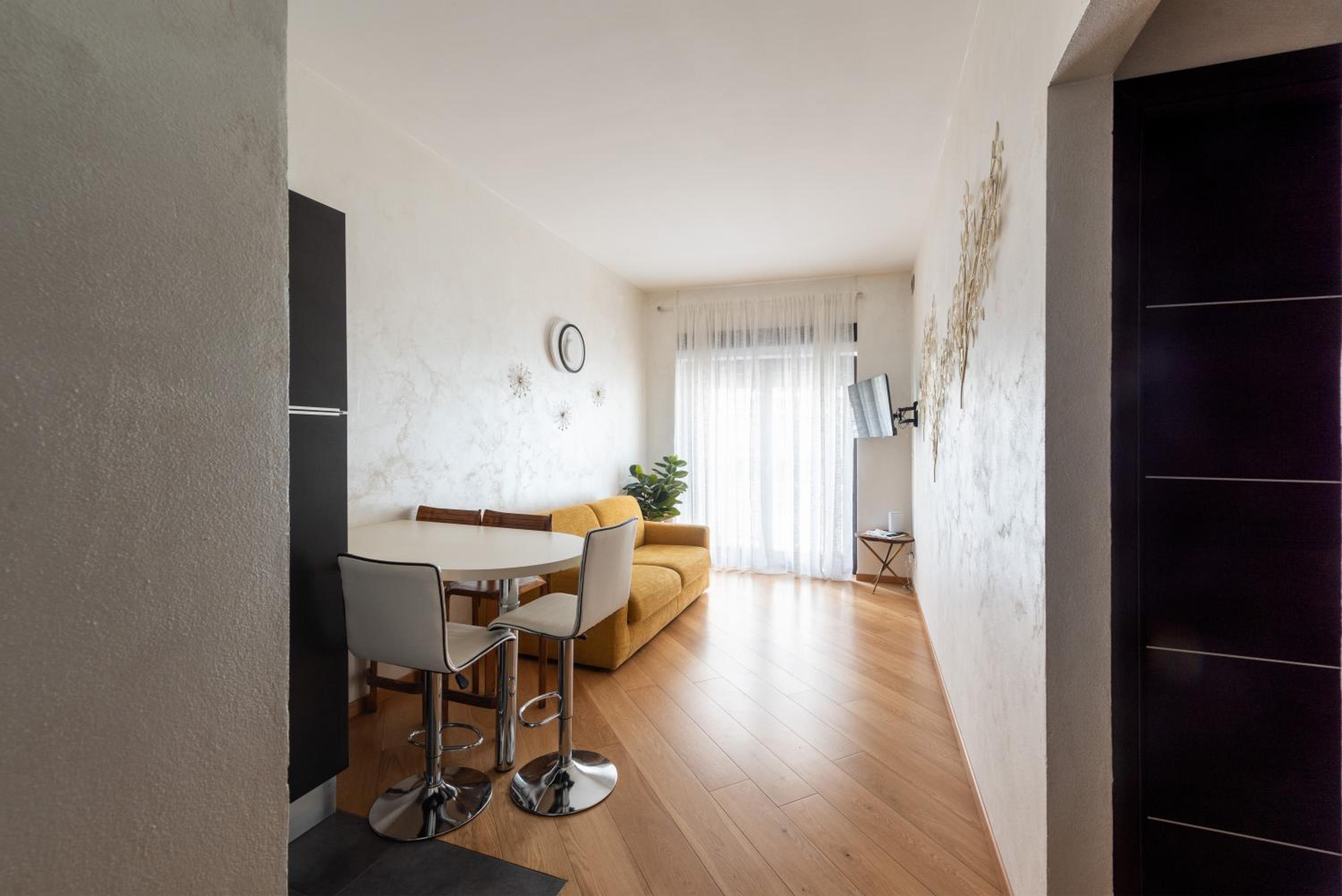 Torino CozyStop by Rentbeat