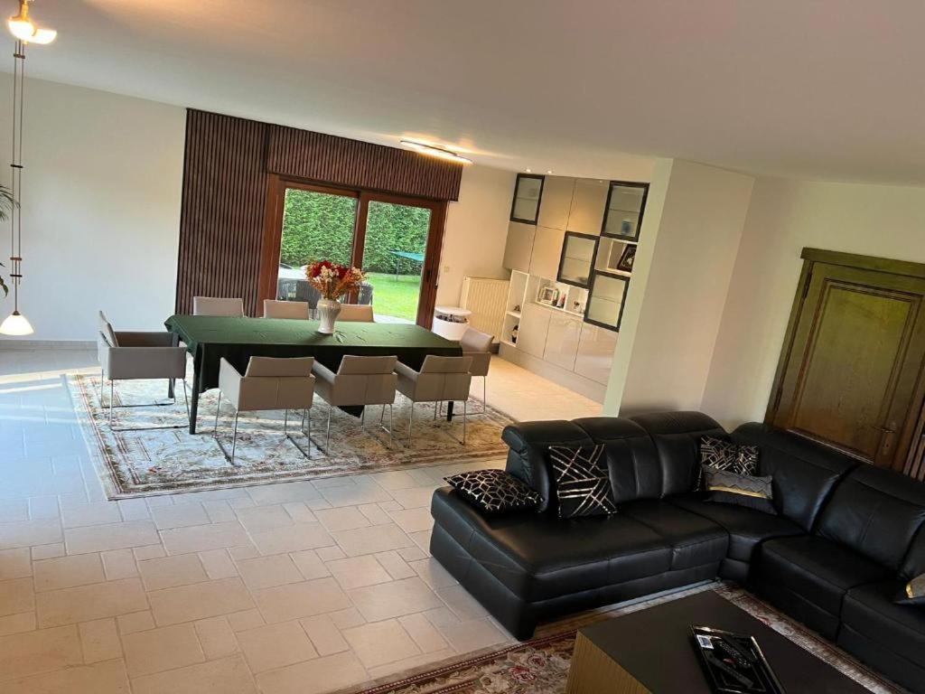 Villa op de hoek Rooms
