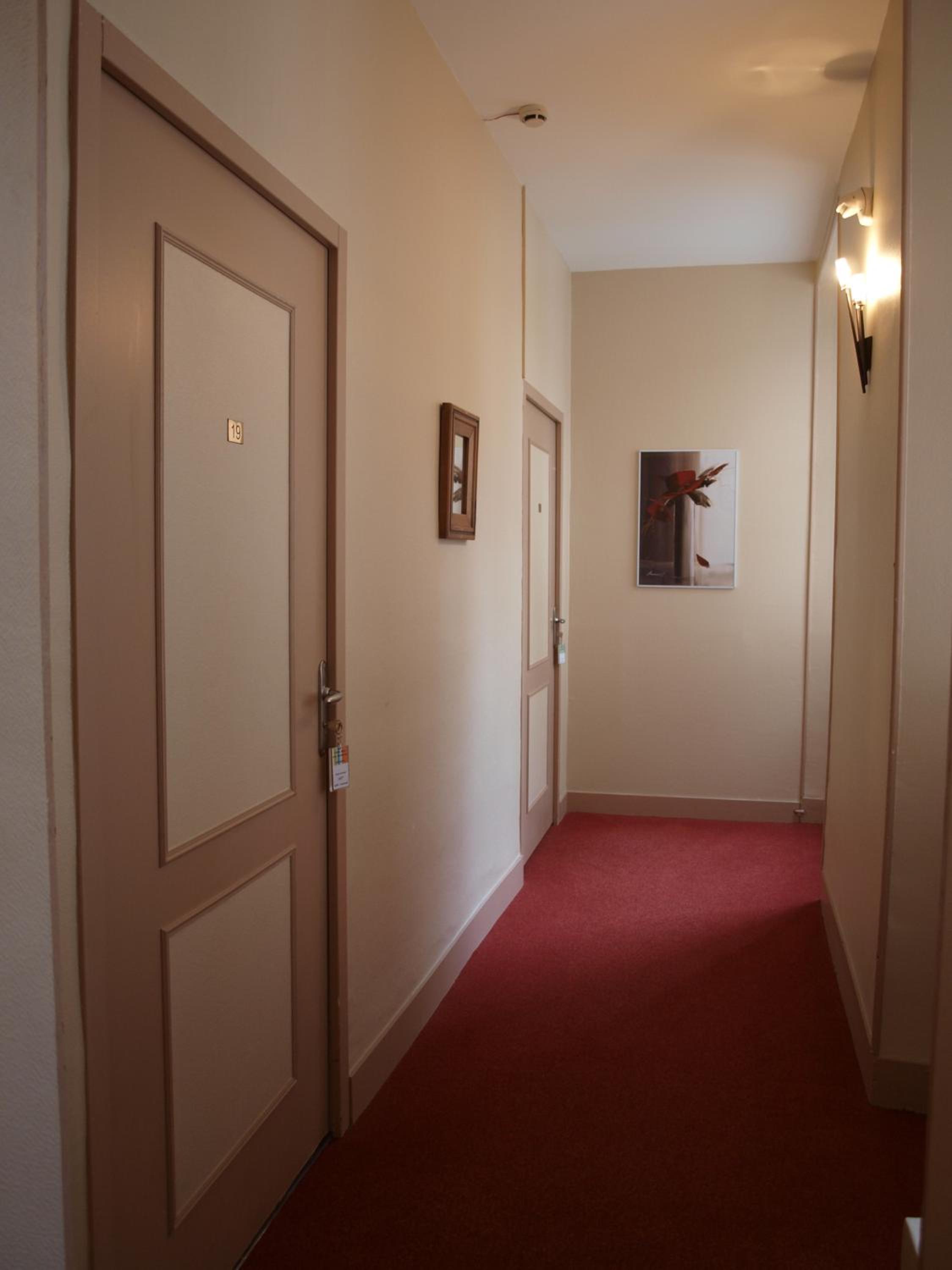Pau Vacations - Hotel Adour - Property Image 6