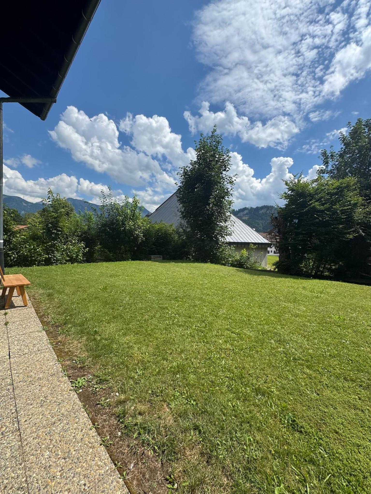 Gemütliche Wohnung mit Bergblick und Terrasse