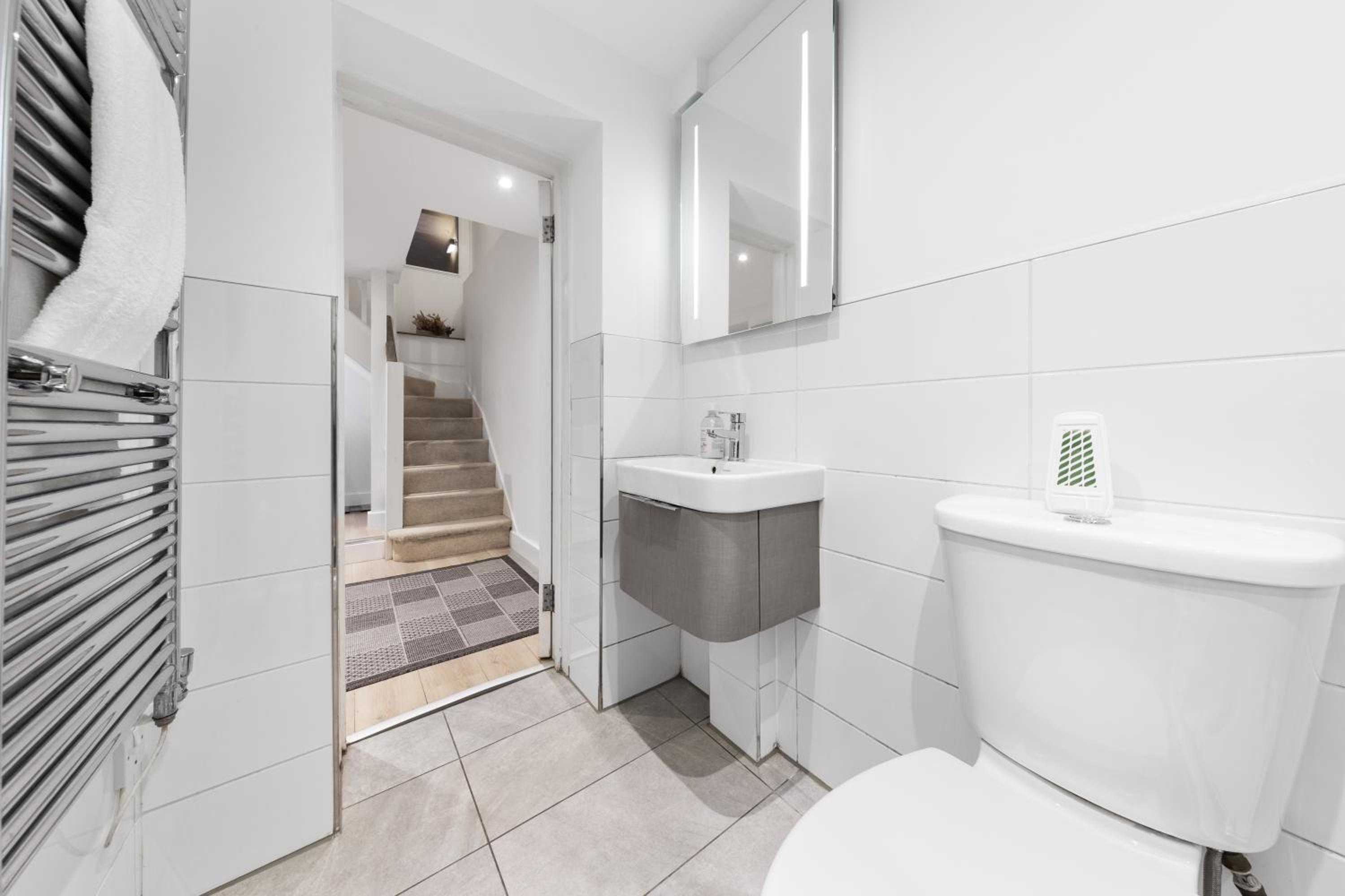 3 Bedroom City Apartment at Regents Park Baker Street MB1