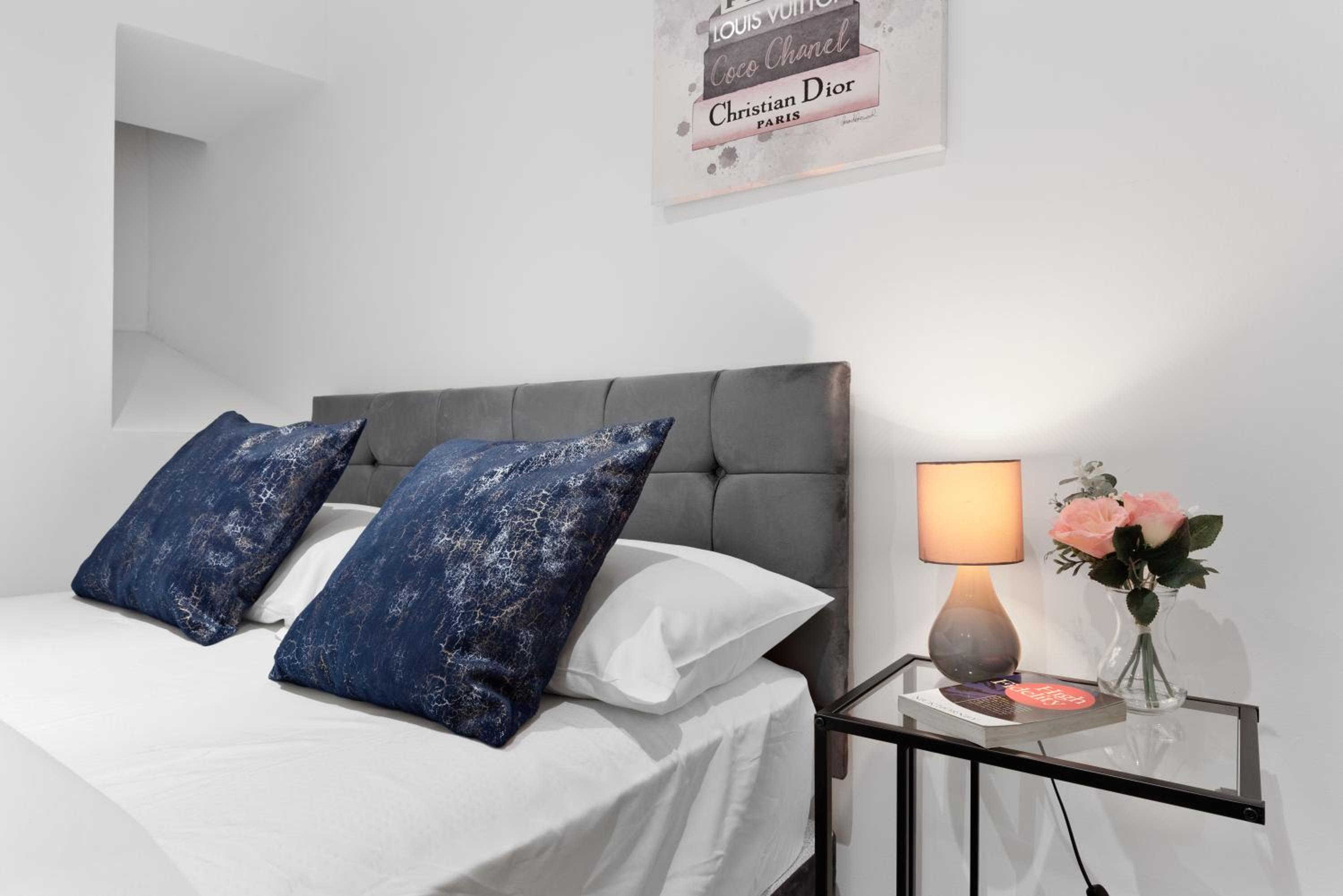 3 Bedroom City Apartment at Regents Park Baker Street MB1