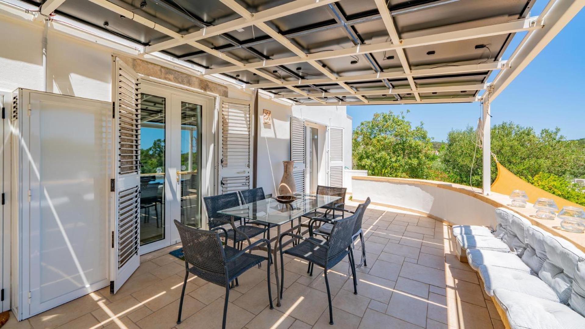 Villa Laura by Rentbeat