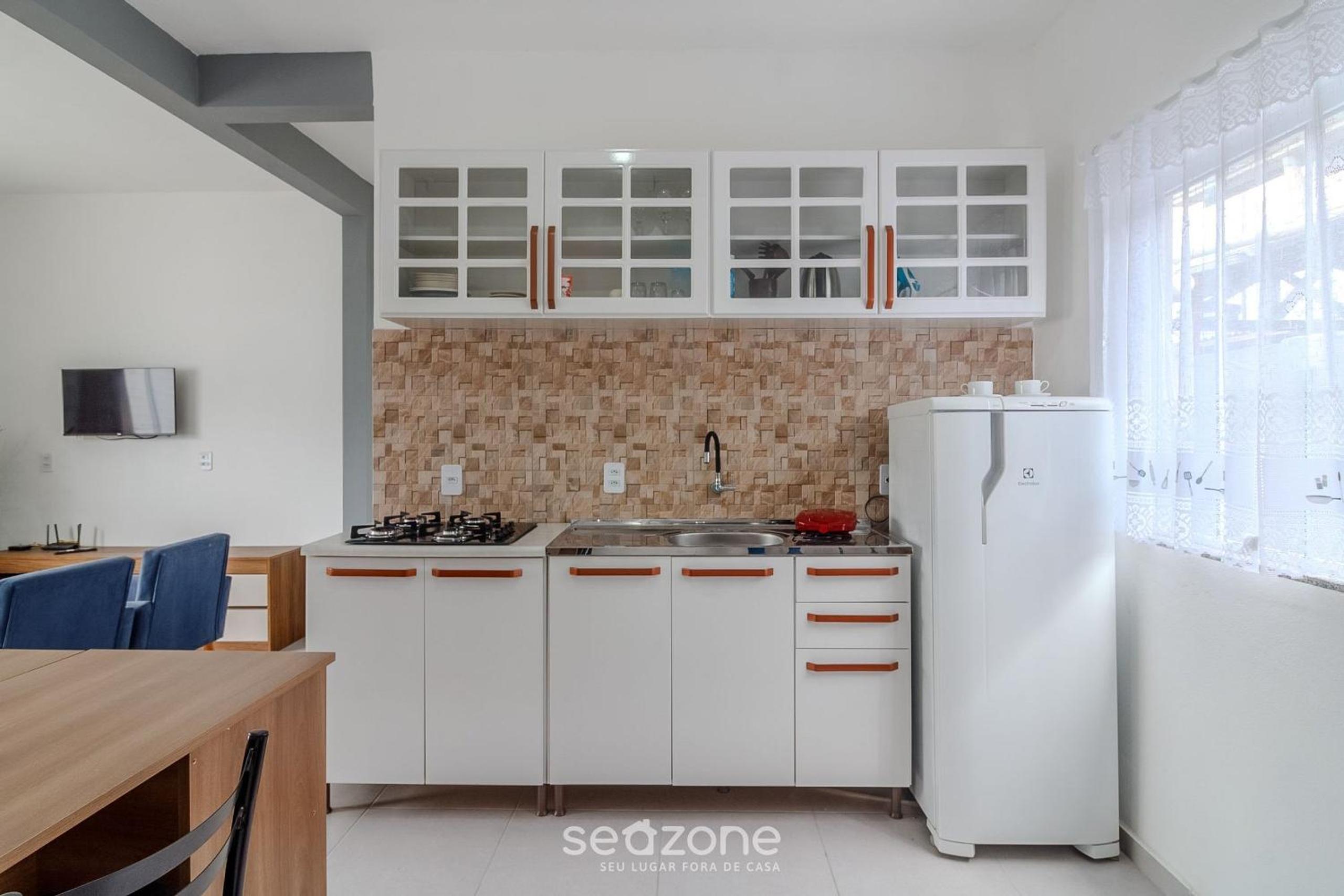 1BR house w/ BBQ & garage in Penha – JCS0004