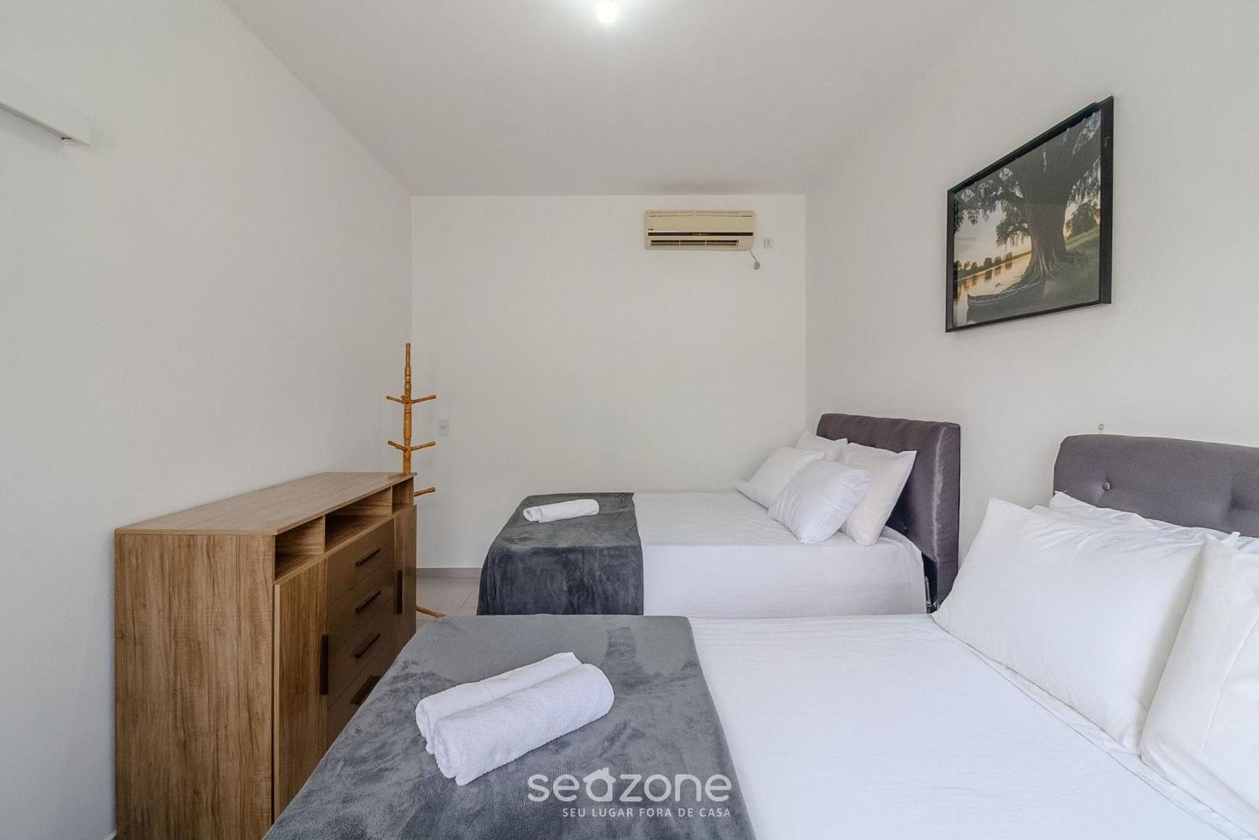 1BR house w/ BBQ & garage in Penha – JCS0004