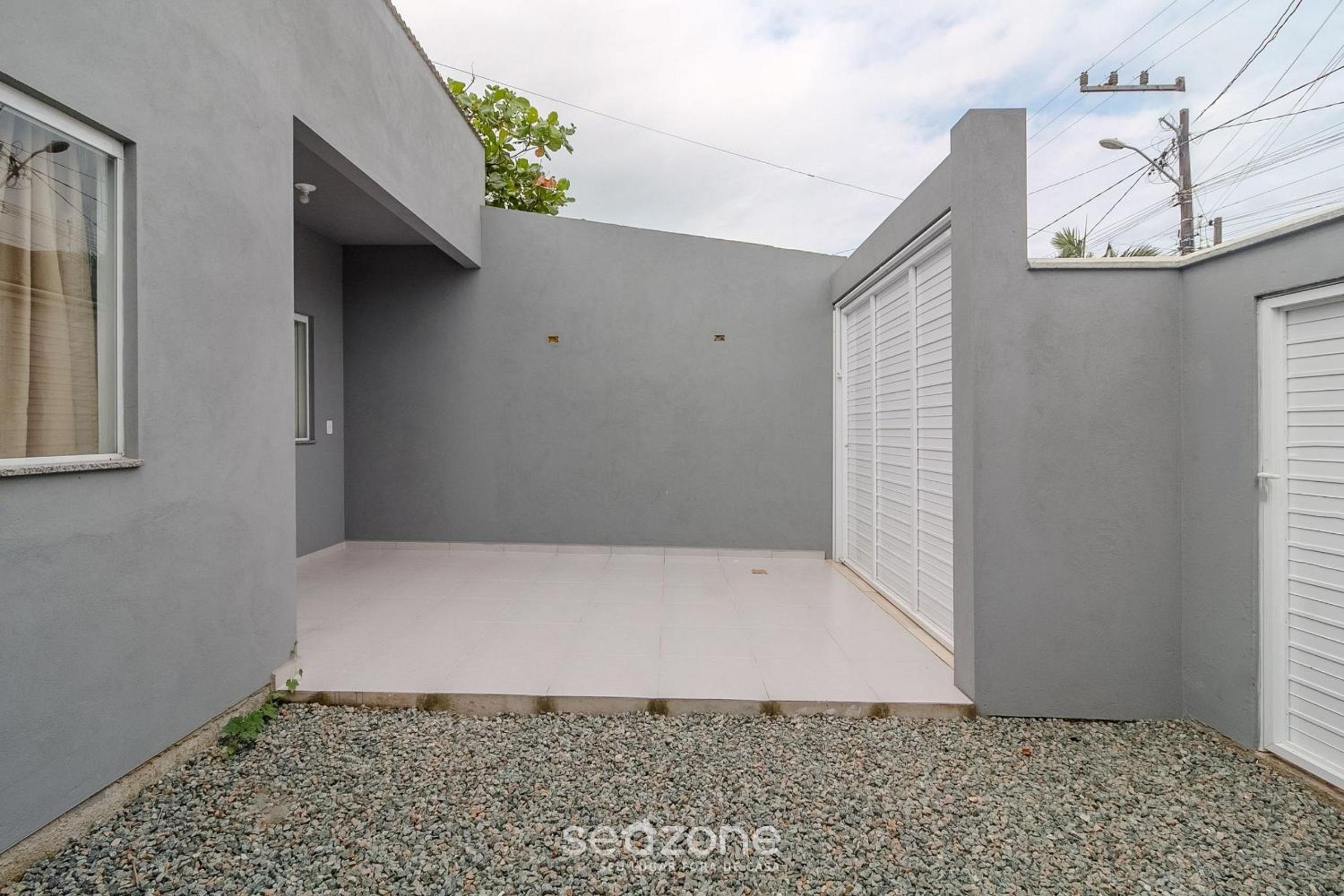 1BR house w/ BBQ & garage in Penha – JCS0004