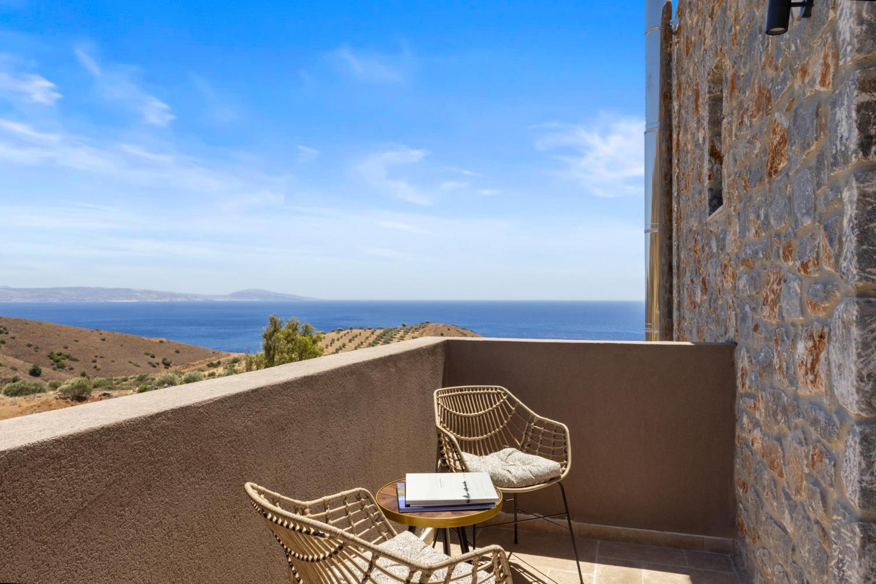 Petres Luxury Villas with heated private pool