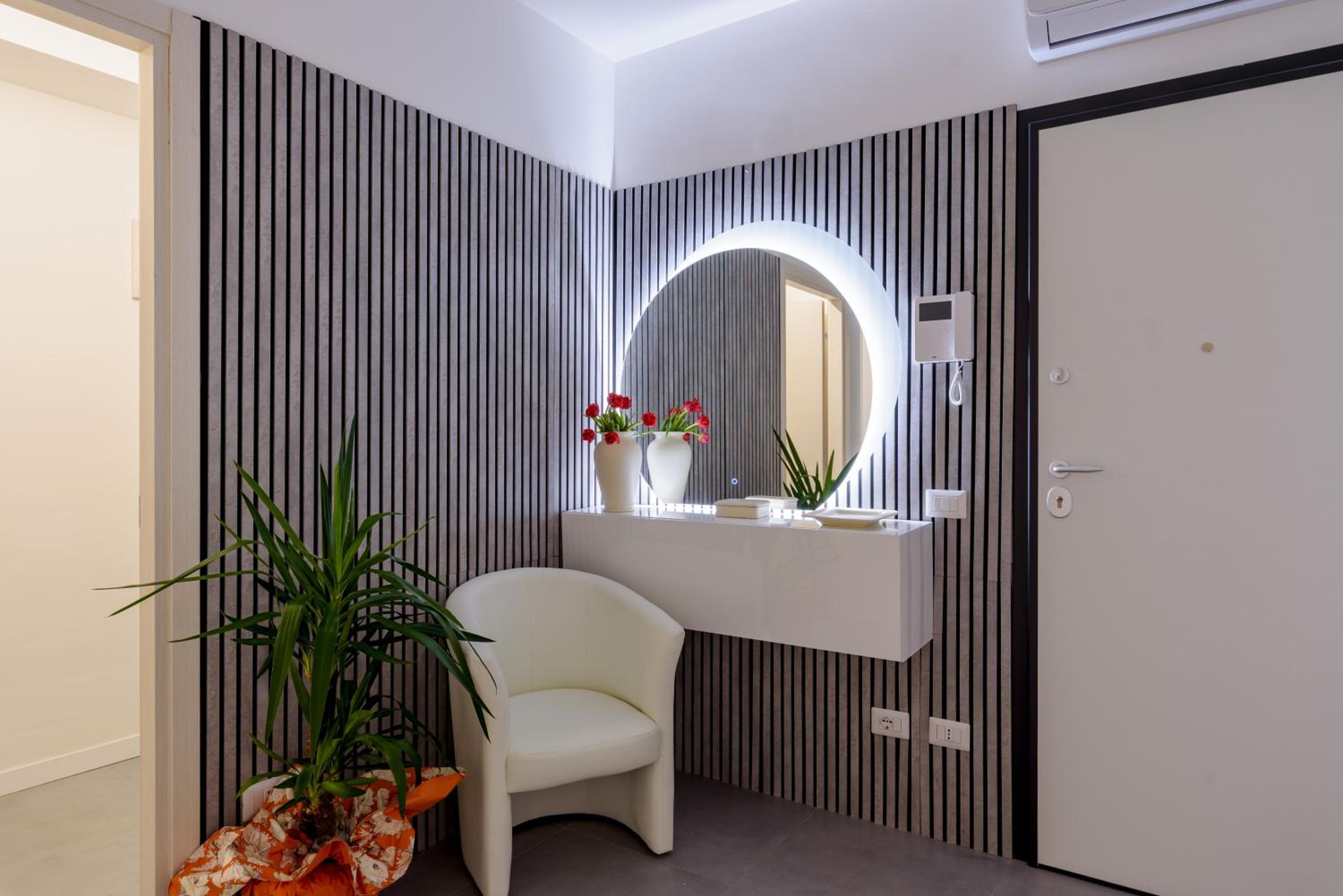 Actus Palace Rooms by Ghor