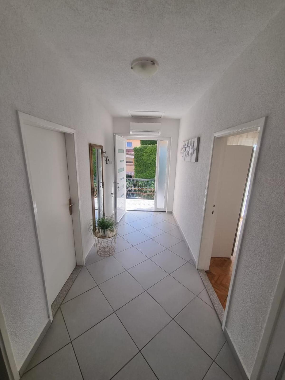 Ivica House