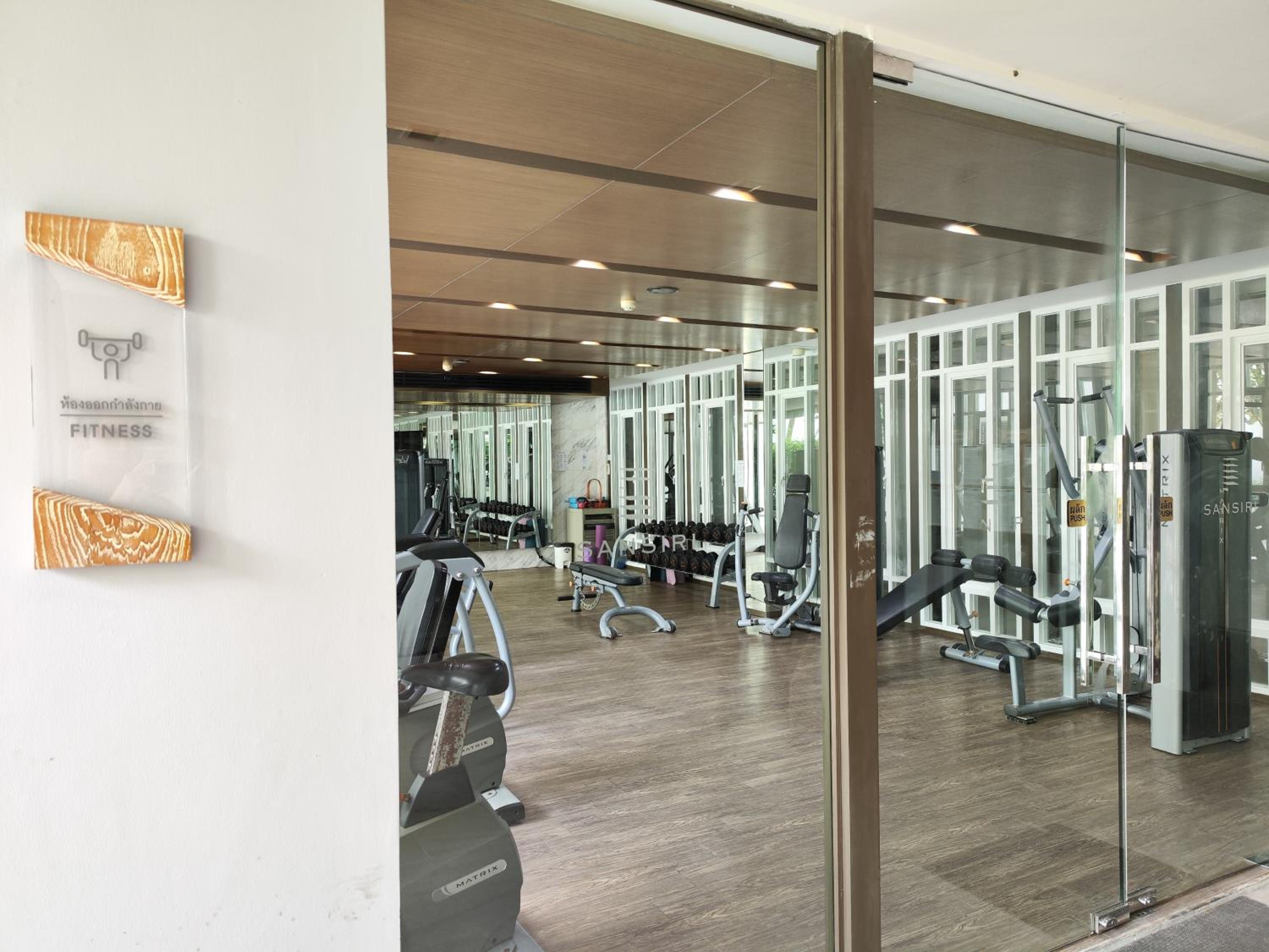 4 Floor - The Base Downtown Condominium next to Central Shopping Mall