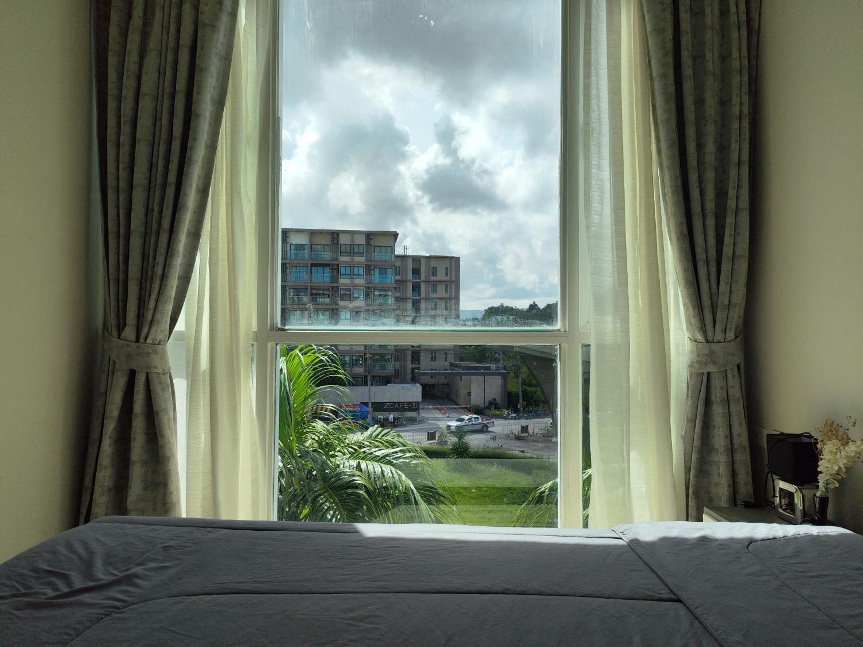 4 Floor - The Base Downtown Condominium next to Central Shopping Mall
