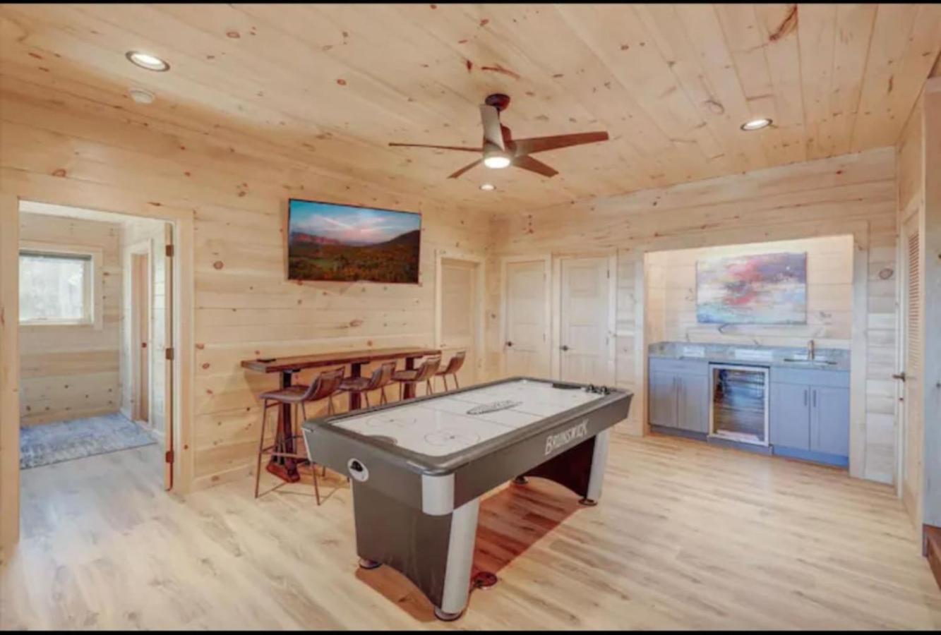 Chalet Vista Pool Hot Tub Game Room Views
