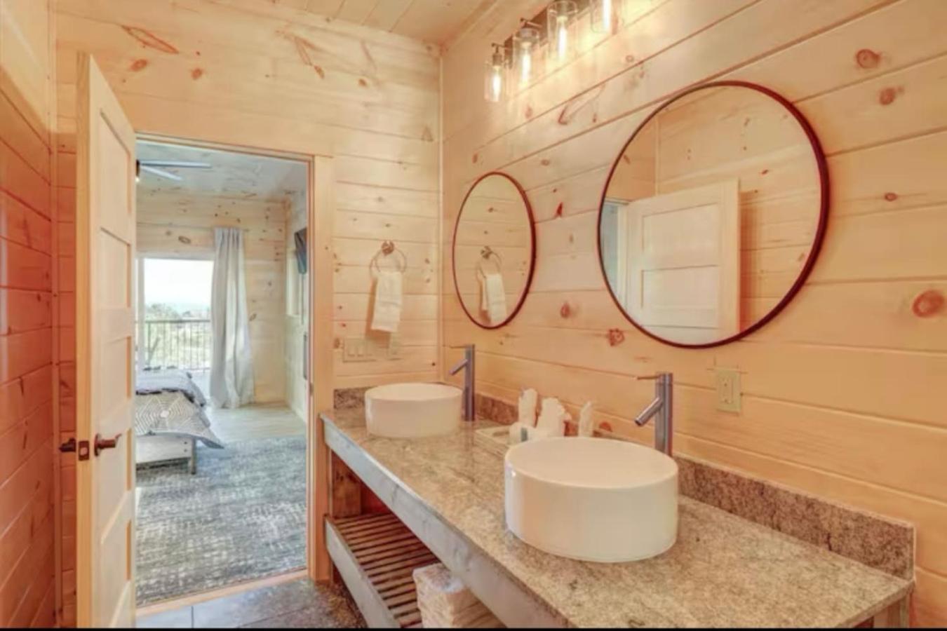 Chalet Vista Pool Hot Tub Game Room Views