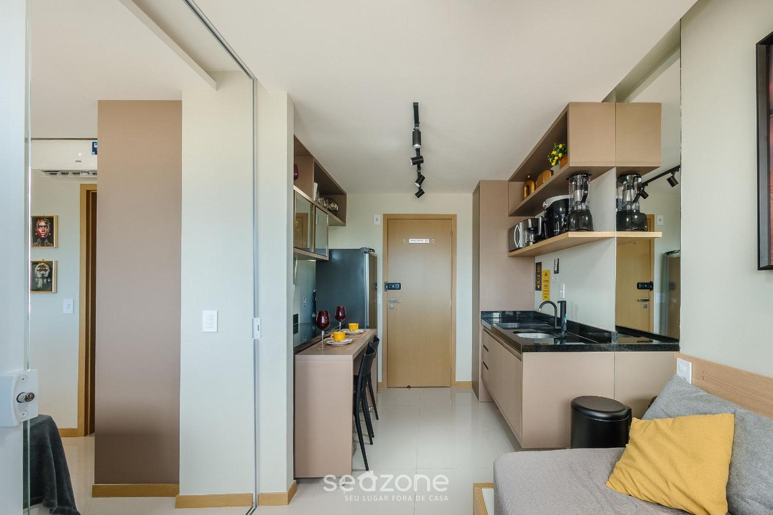 Apartments in Building with Gym in Ondina SSA – HOA