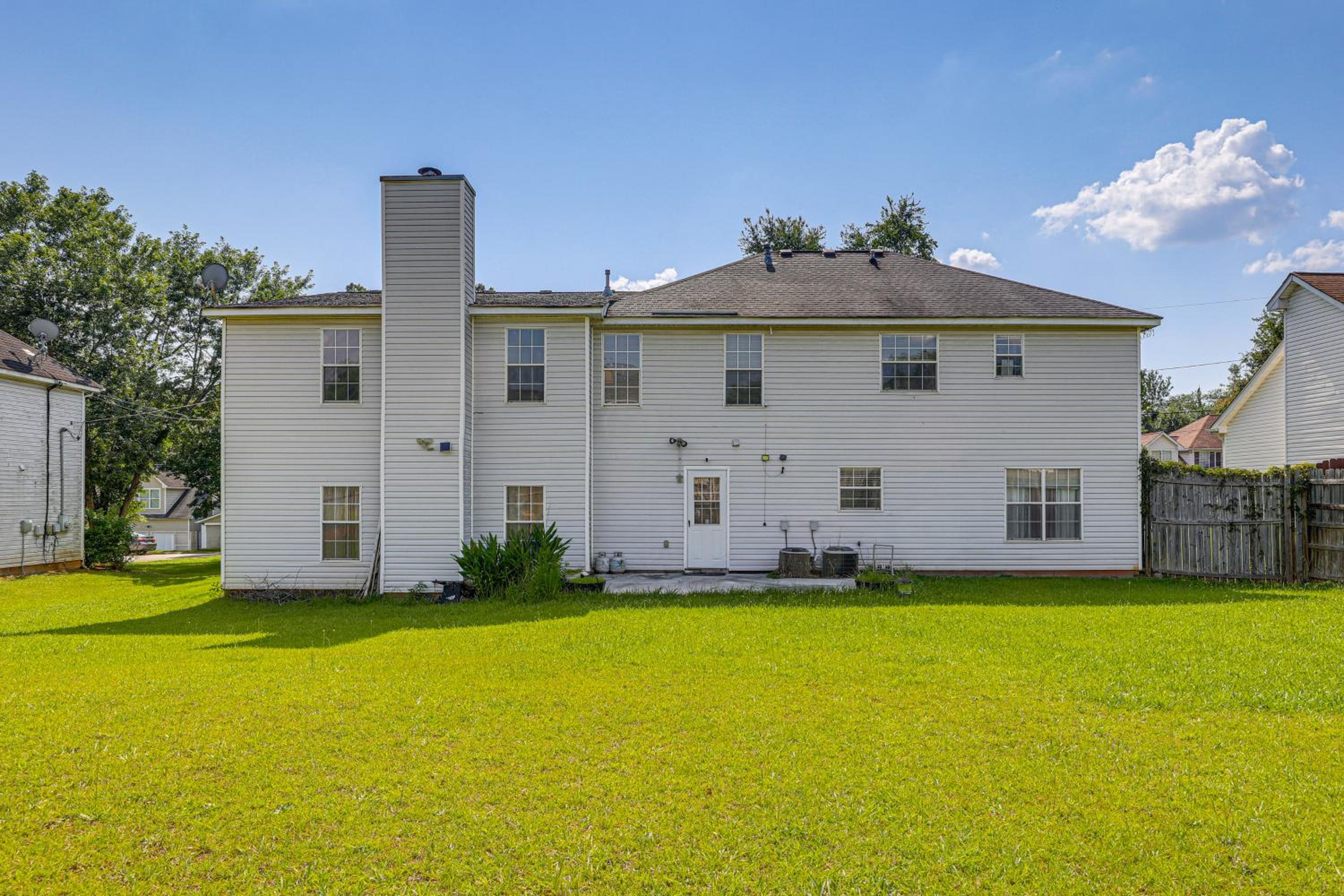Spacious Home with Patio 8 Mi to Dtwn Decatur