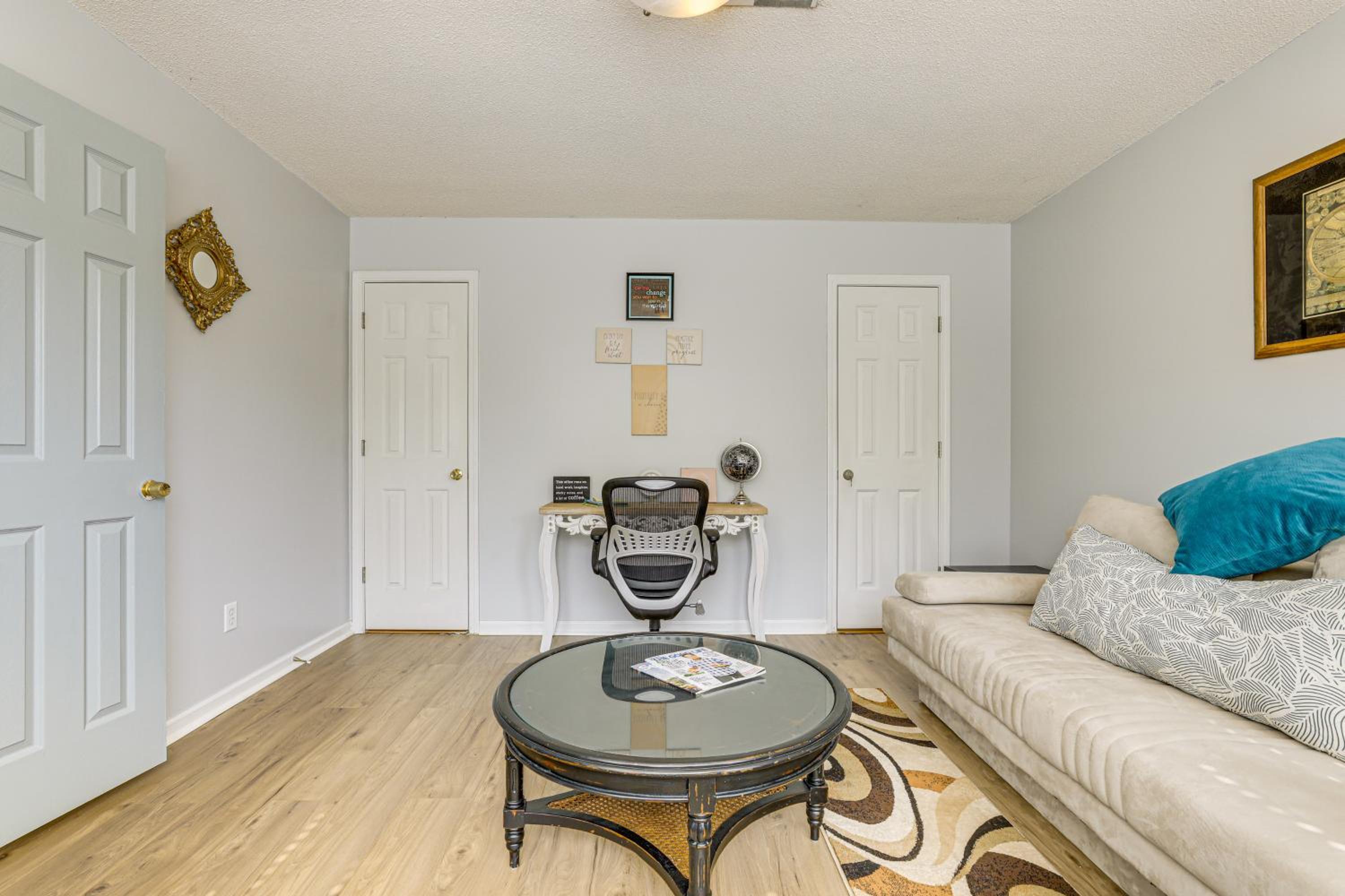 Spacious Home with Patio 8 Mi to Dtwn Decatur