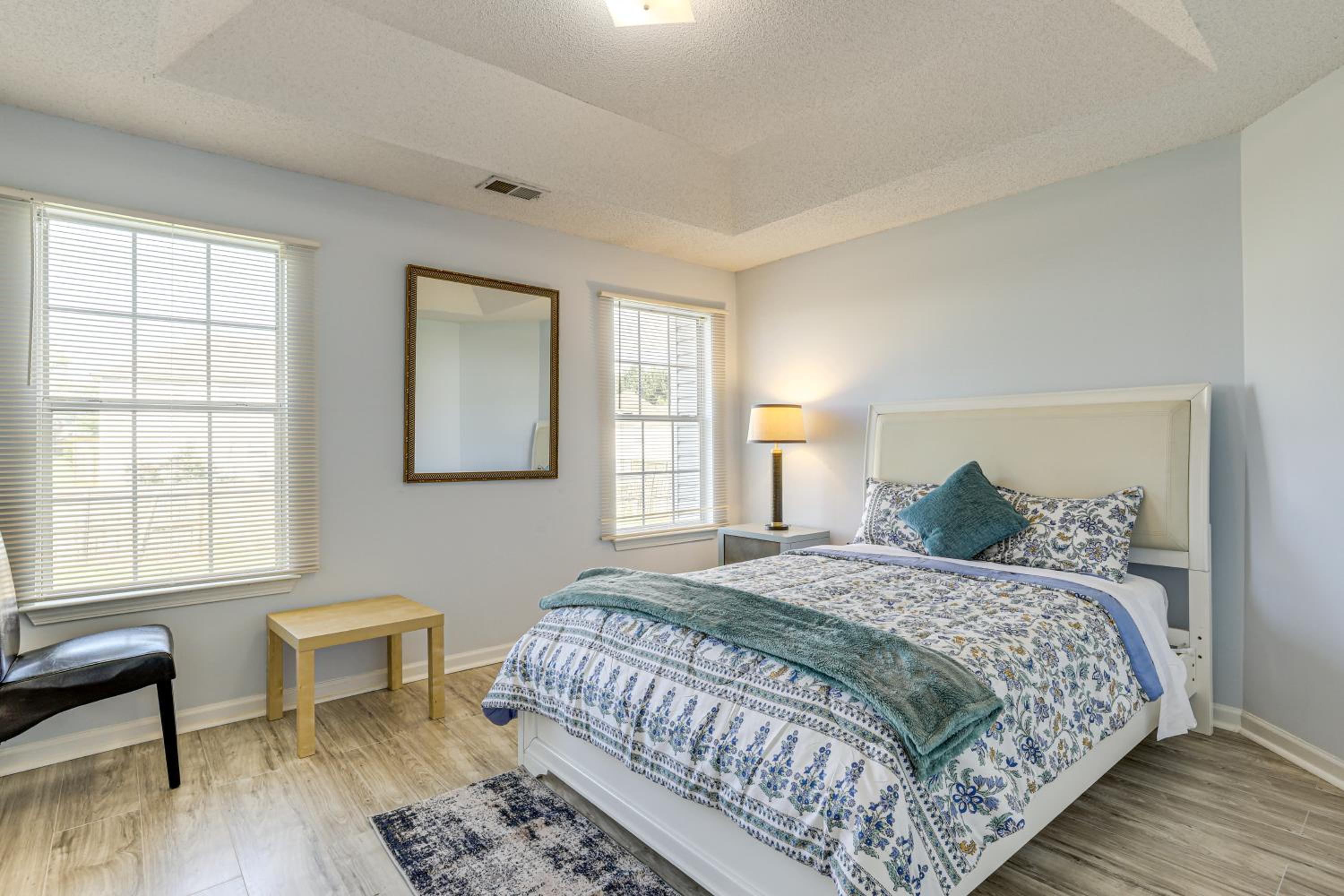 Spacious Home with Patio 8 Mi to Dtwn Decatur