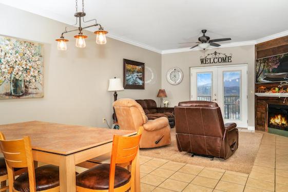 Mountain View Condo 1306